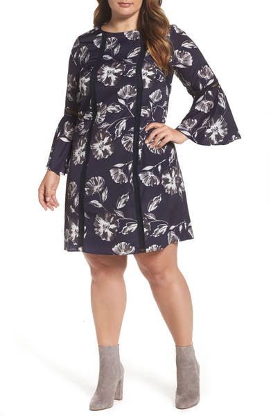 Main Image - Vince Camuto Bell Sleeve Shift Dress (Plus Size)