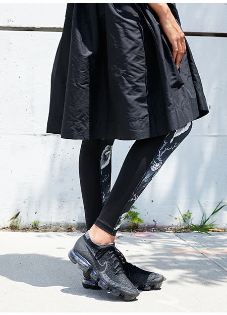 Nike VaporMax with layered leggings.