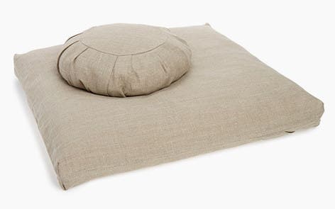 Ever Veritas Meditation Cushion Set