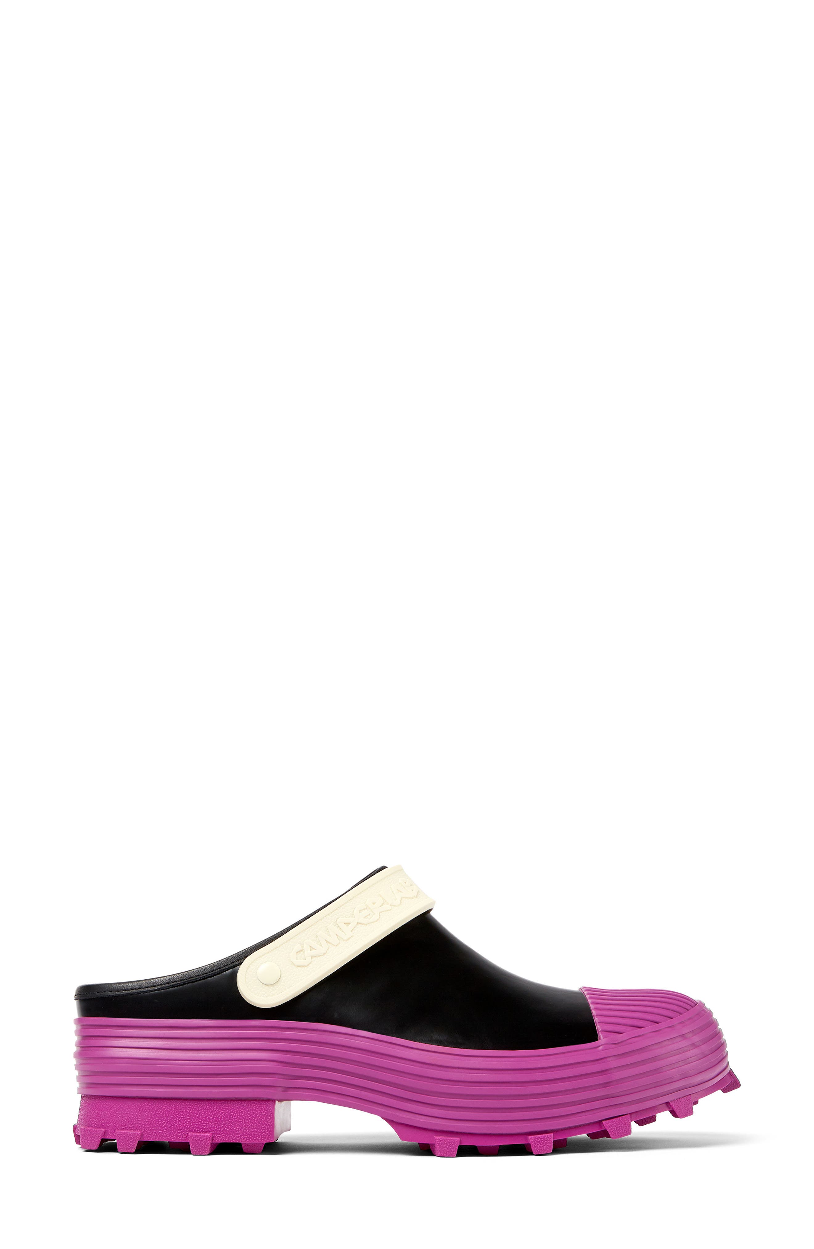 Camperlab Traktori Clog In Black Smart Closet