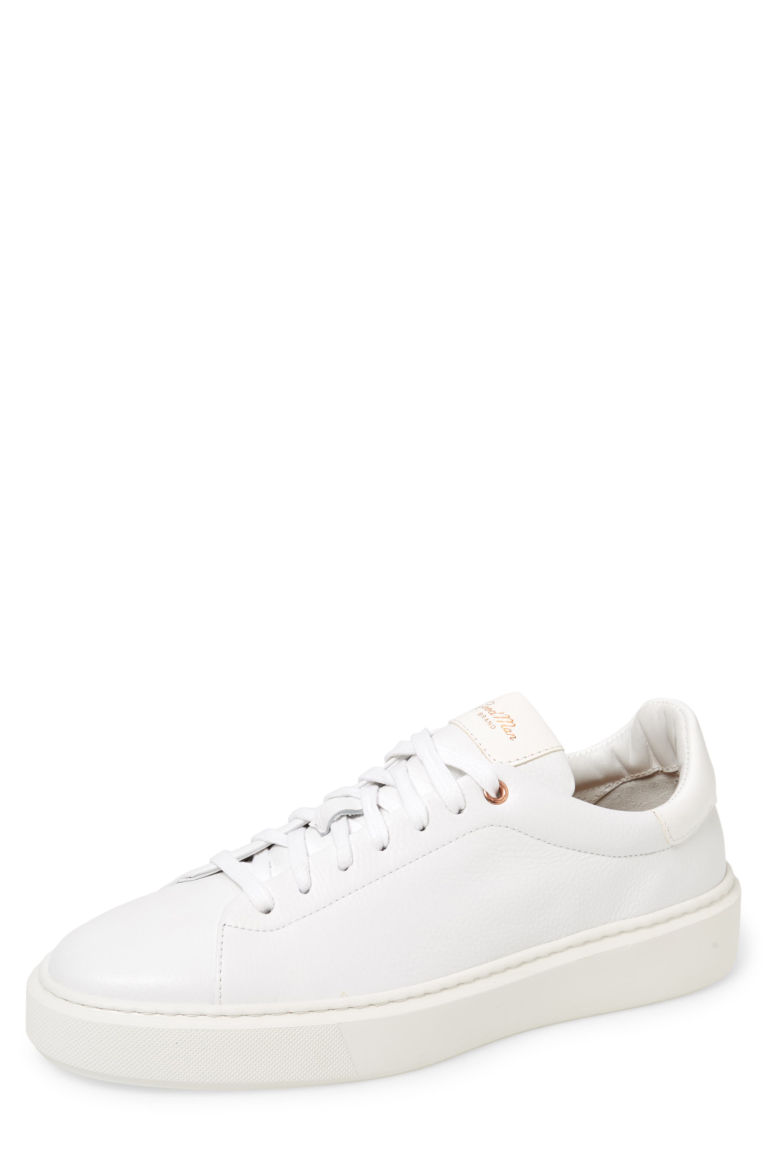 all white athletic shoes mens