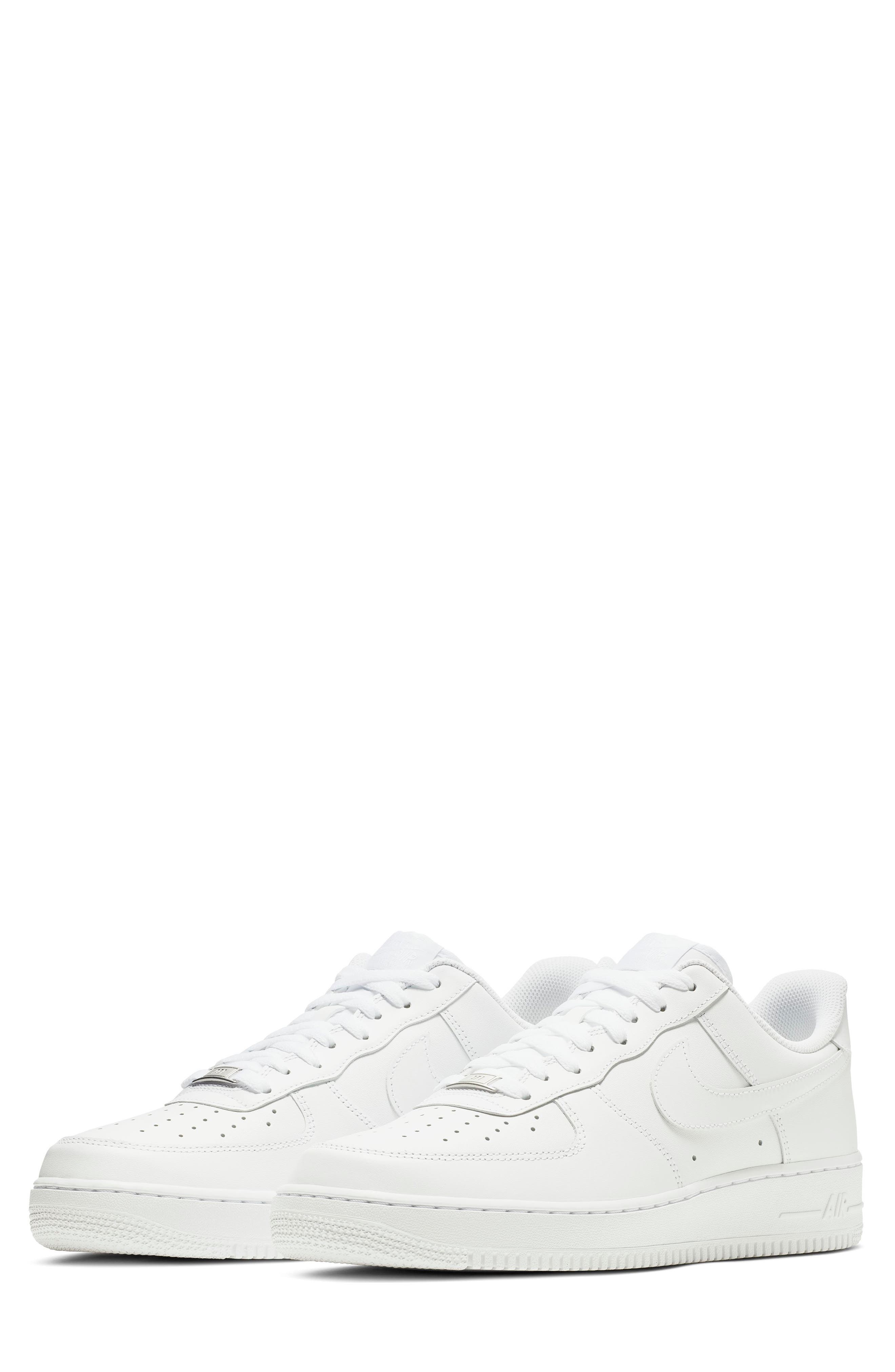 mens all white nike shoes