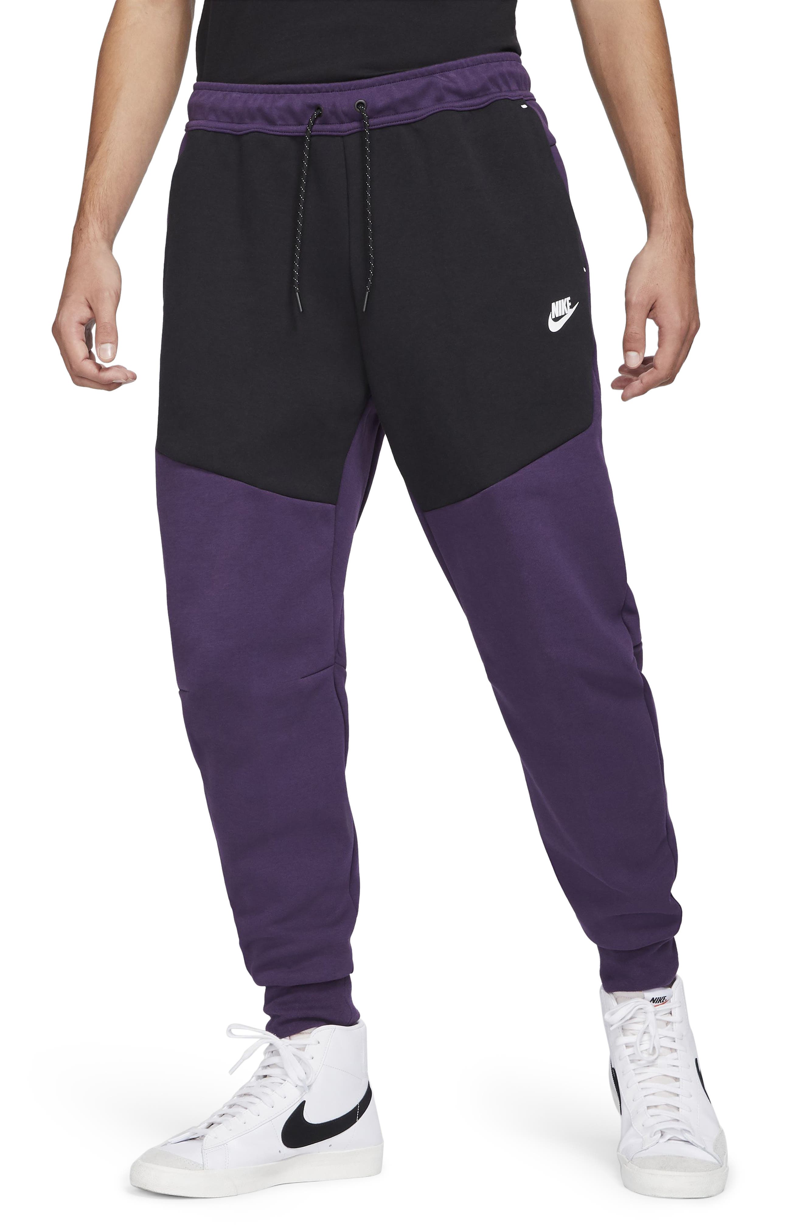 light purple nike jogging suit
