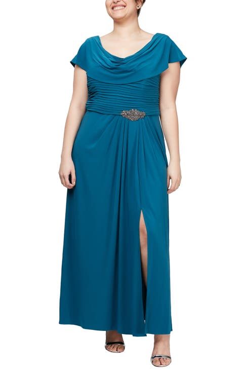 Featured image of post Formal Dress For Wedding Guest Plus Size / A dress is easy to style, you just need some accessories, heels and a clutch.