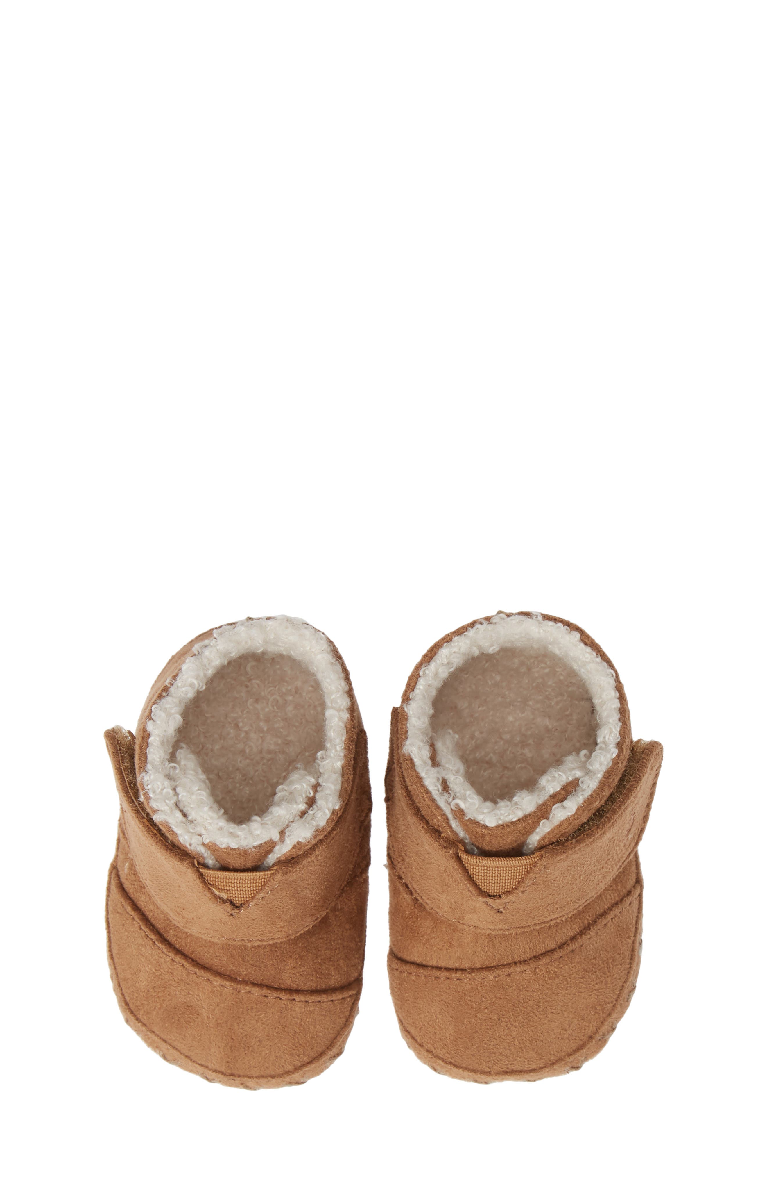 toms baby boots