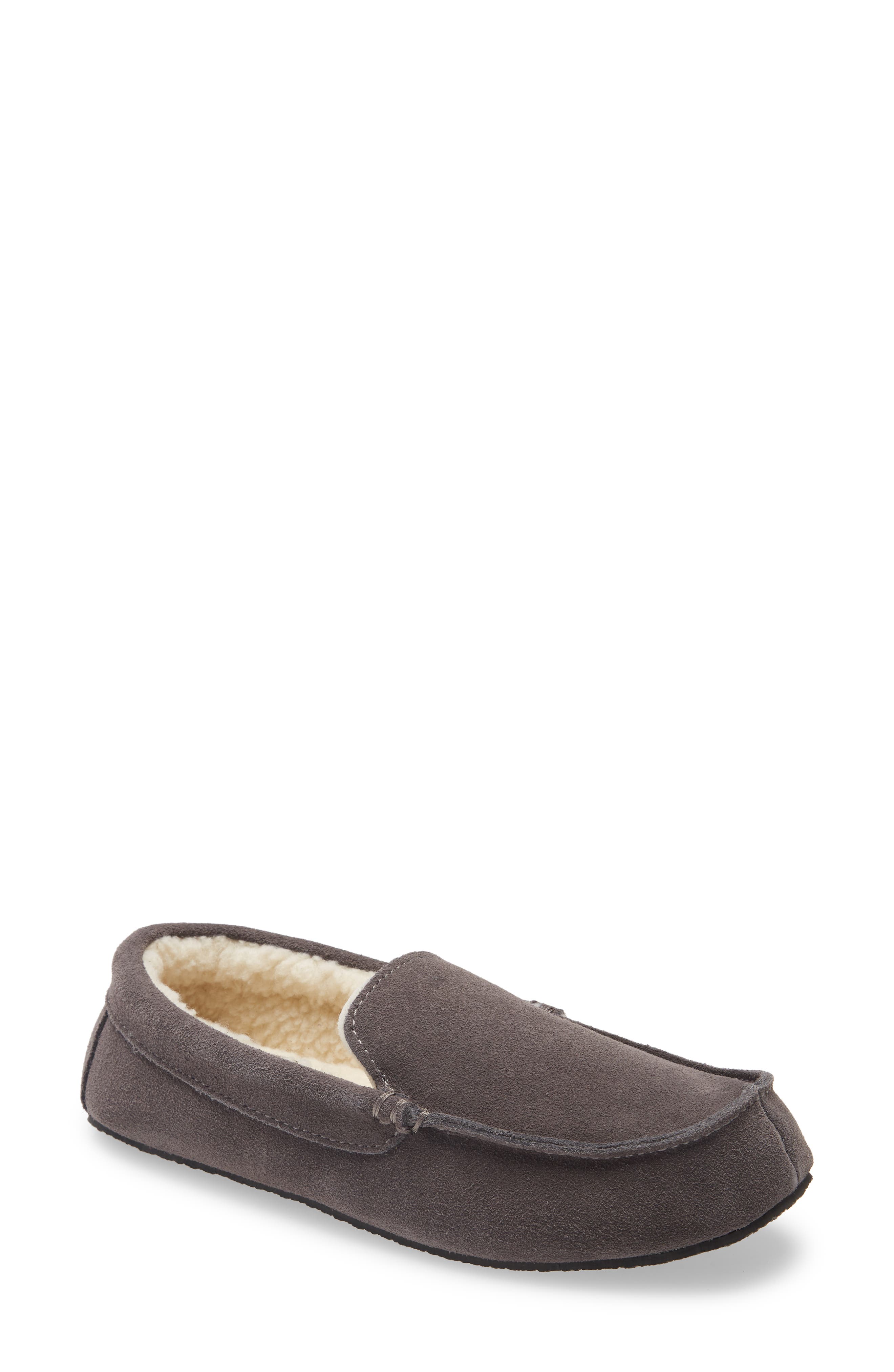 fuzzy moccasin slippers