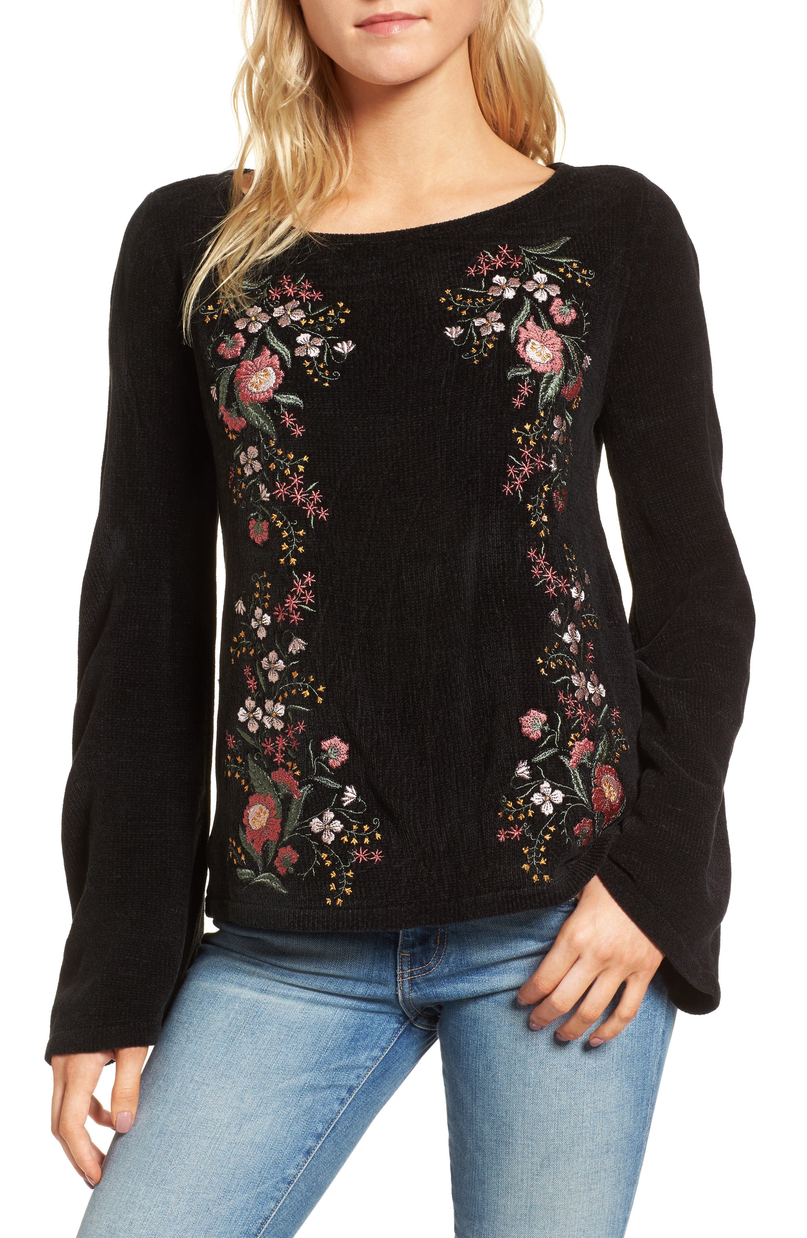 Cupcakes And Cashmere RUTHIE EMBROIDERED SWEATER