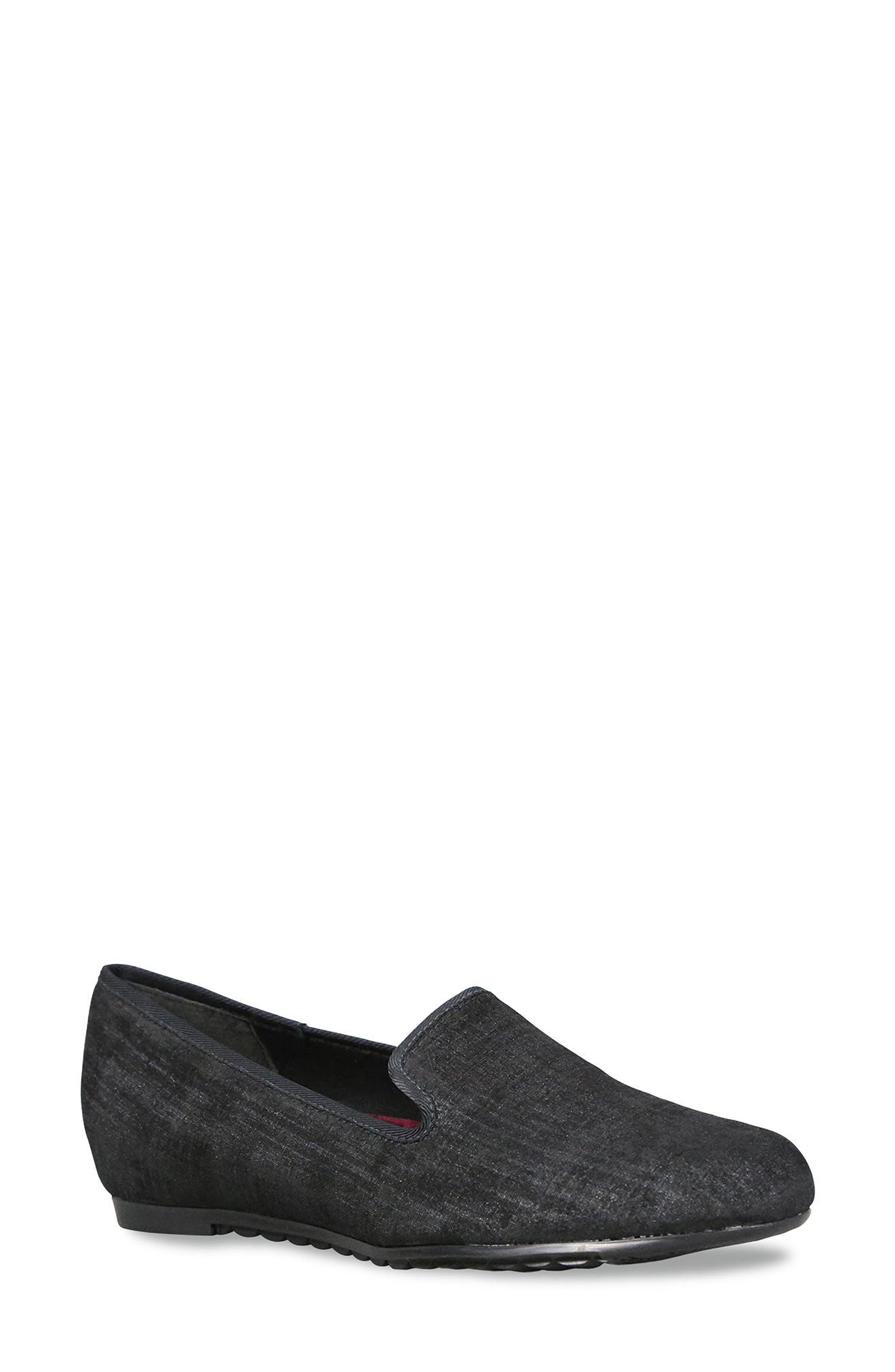 Women's Flats Munro Shoes | Nordstrom