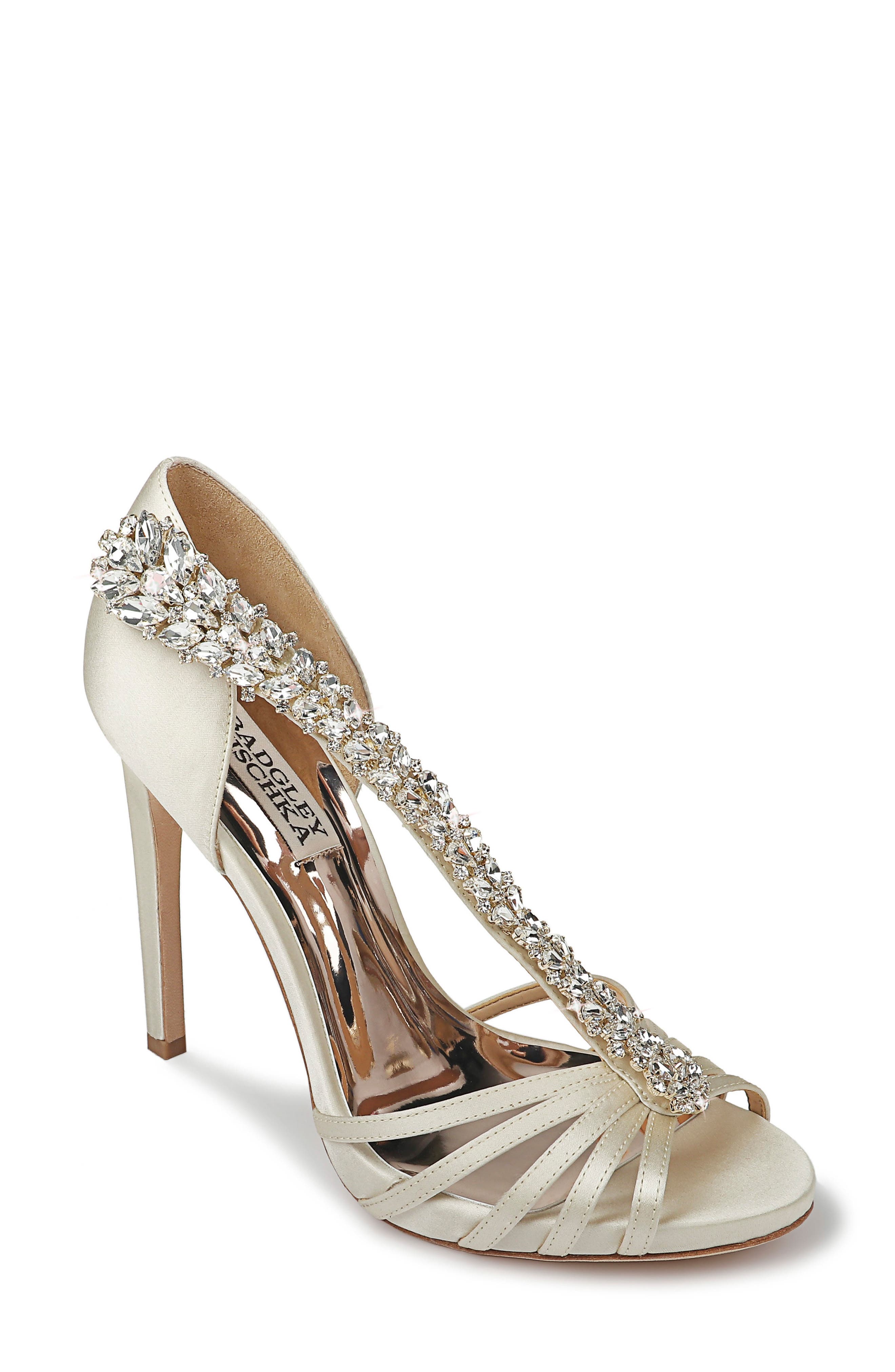 badgley mischka sale shoes