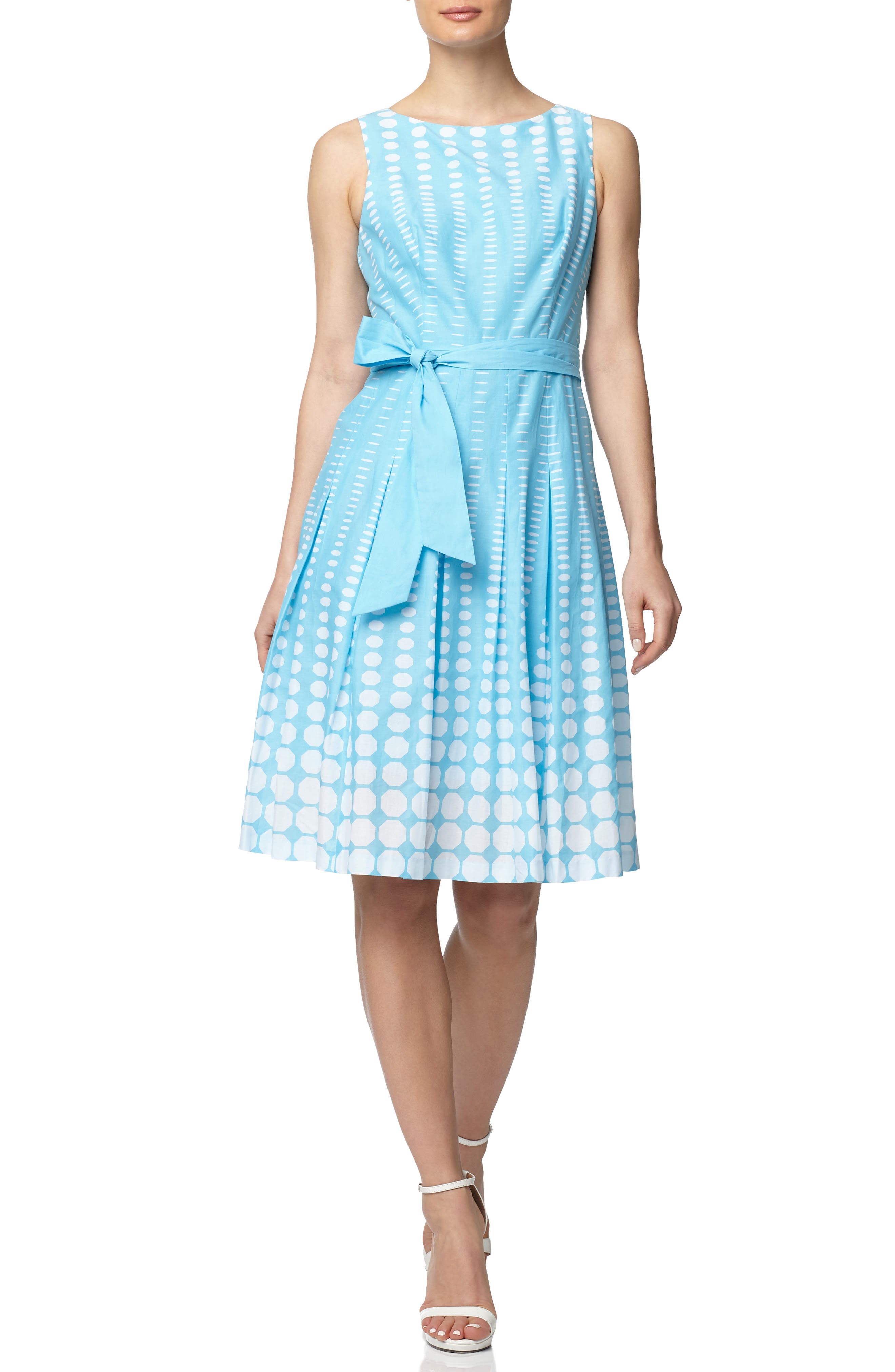 Sleeveless Cotton Print Dress Size 10 easy fit flared skirt