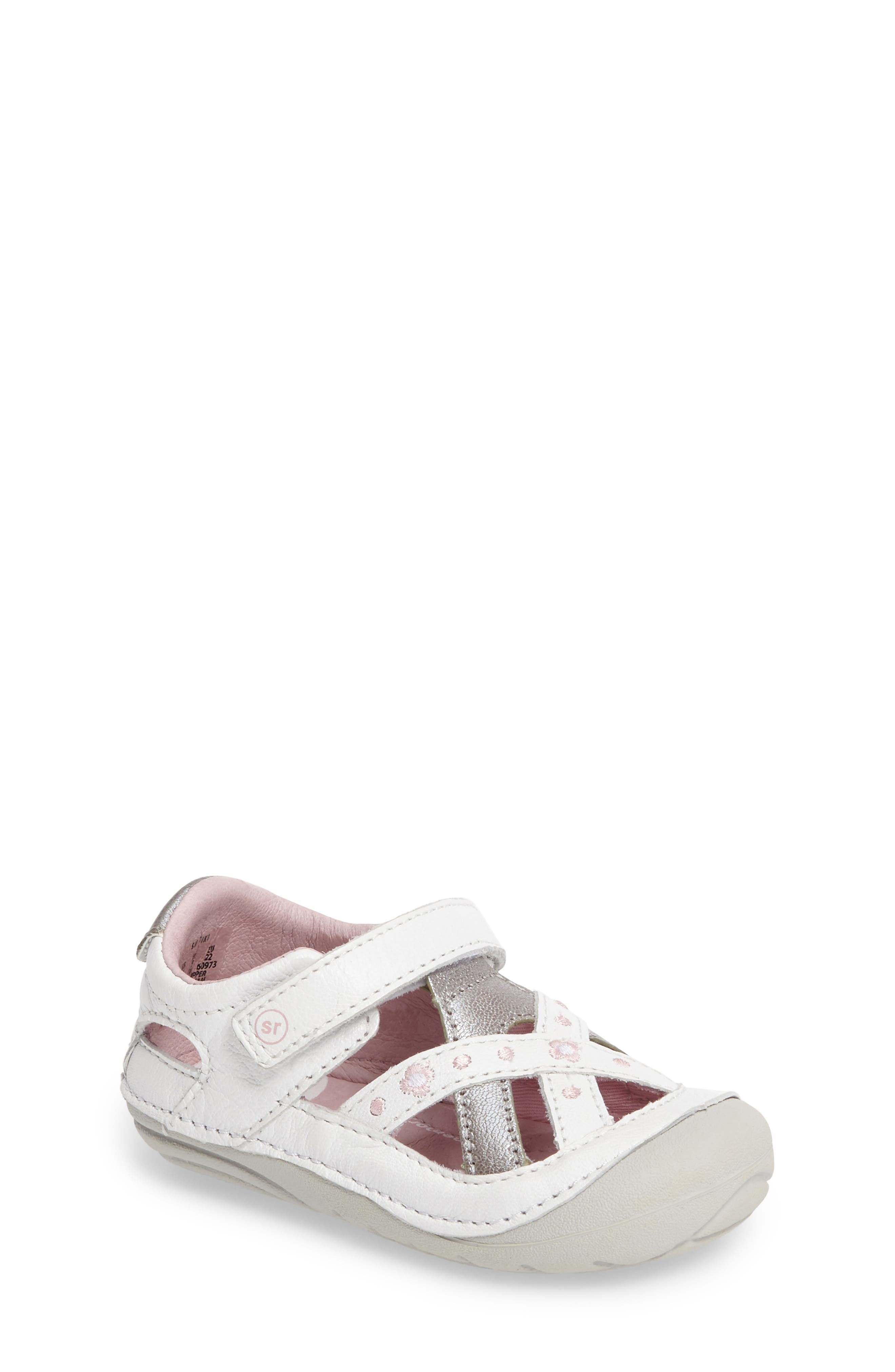 stride rite soft motion kiki sandal