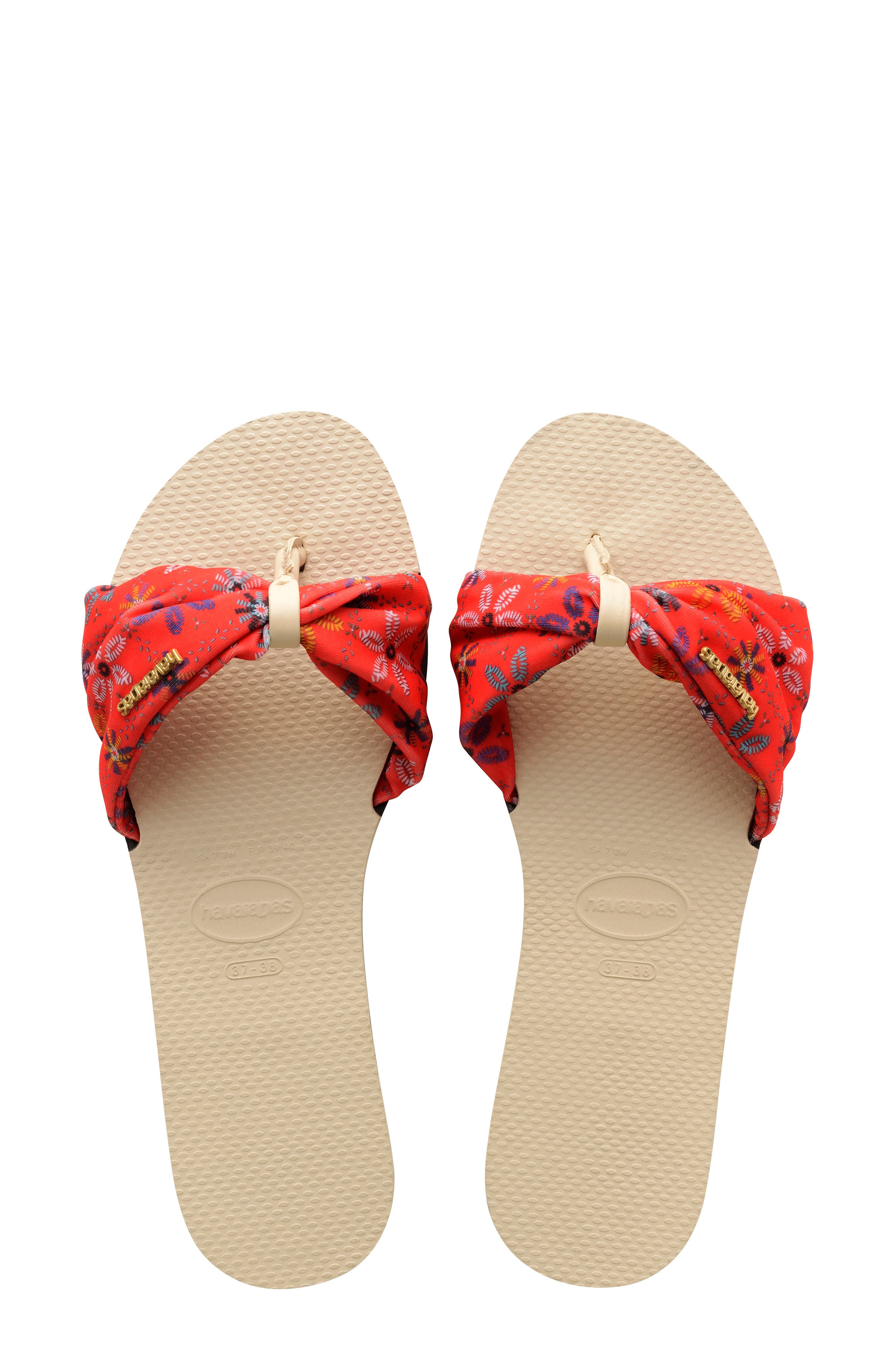 red havaianas flip flops