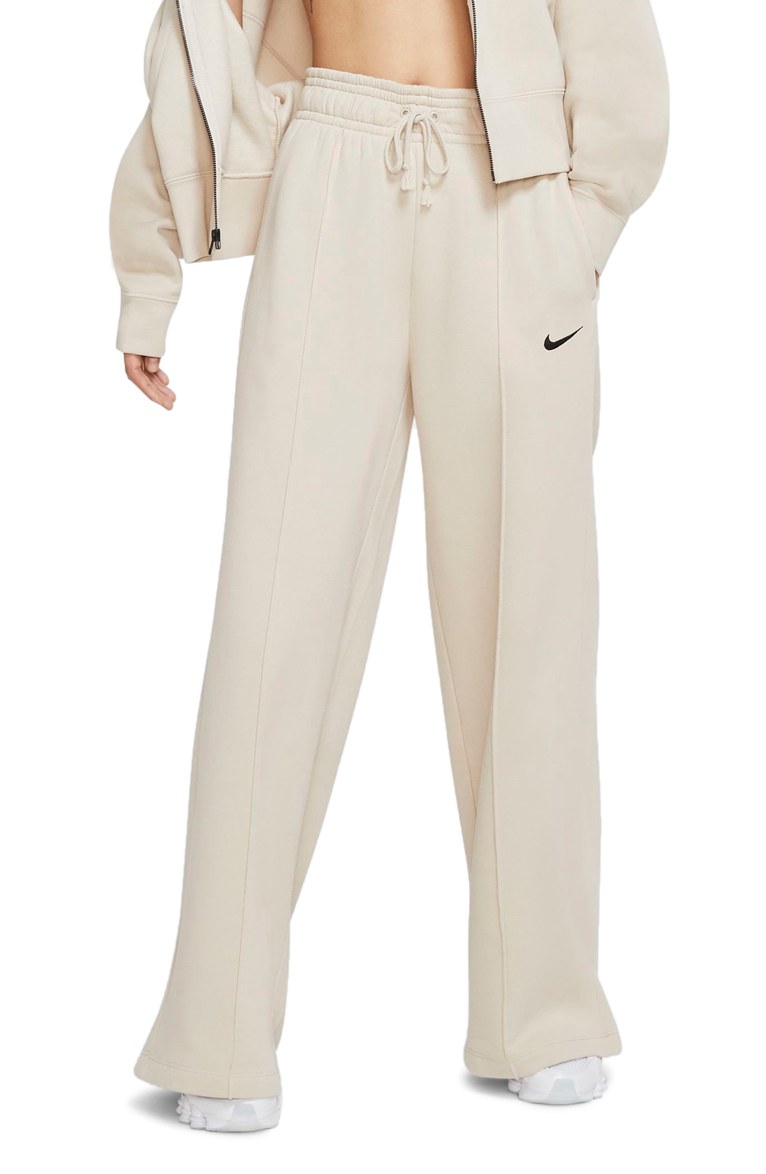 nike women's sportswear trend essential fleece wide pants