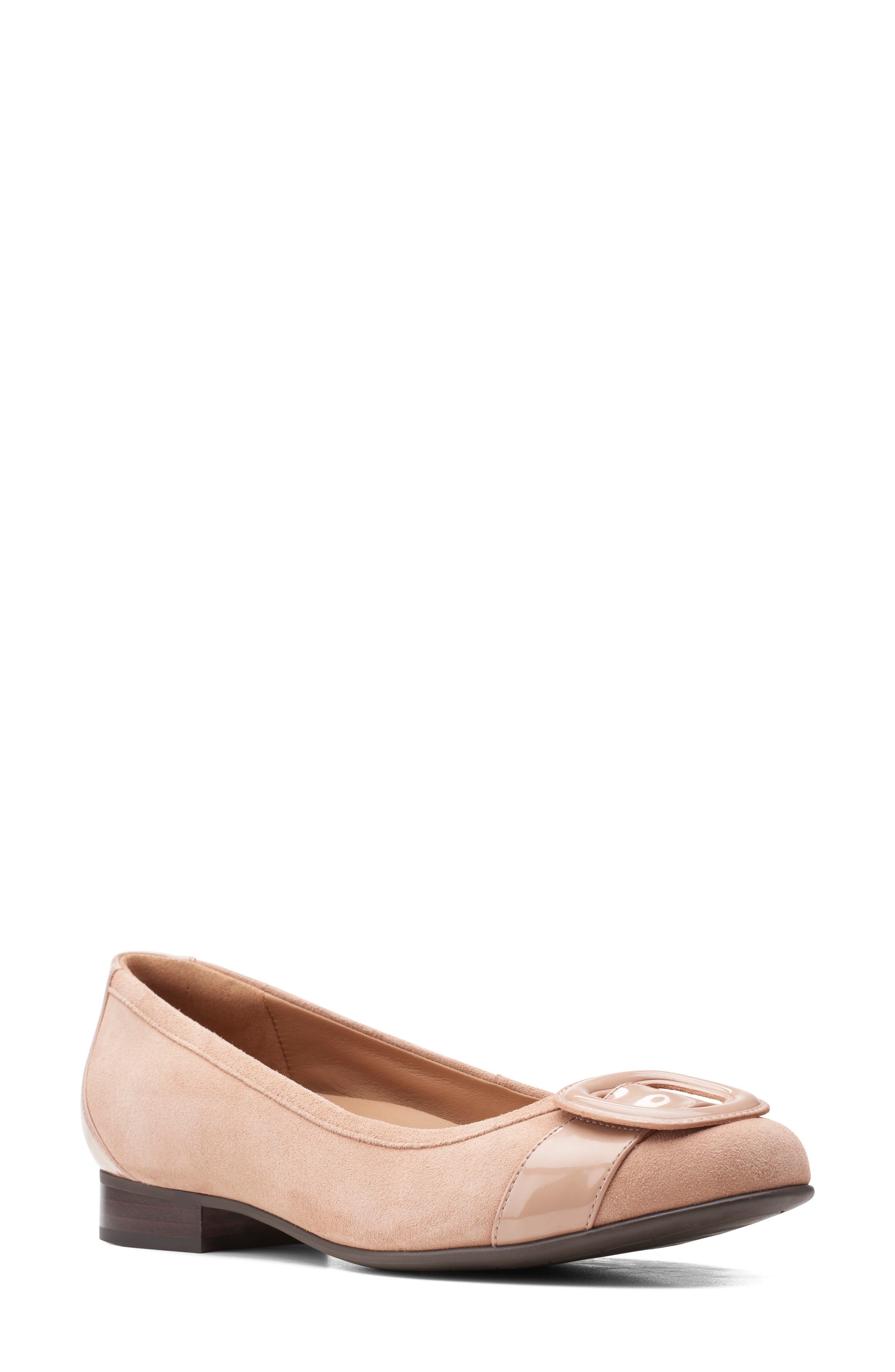 clarks pointed flats