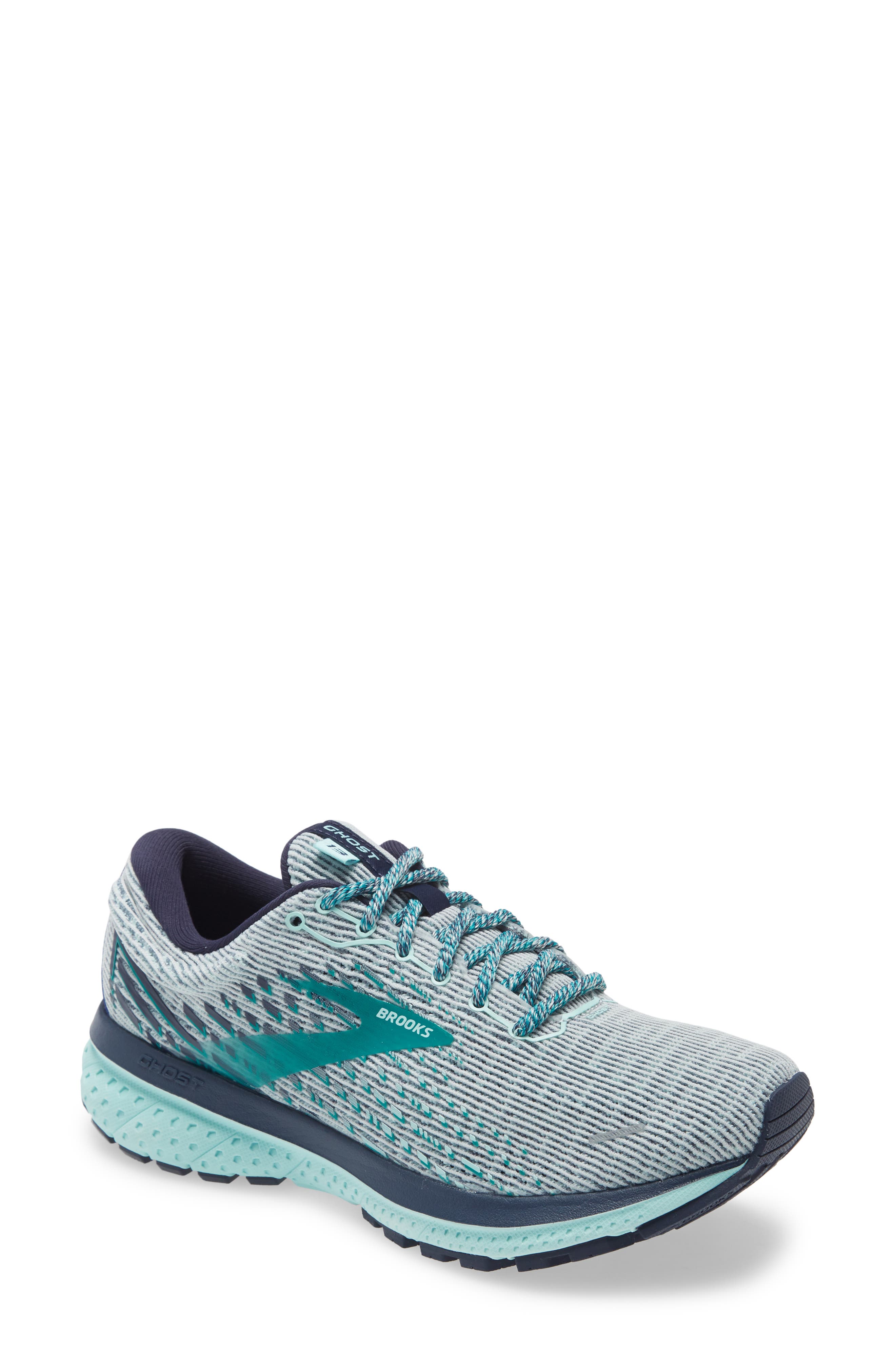 brooks athletic shoes womens