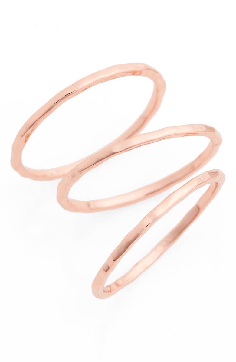 Loving these rose gold stacking rings