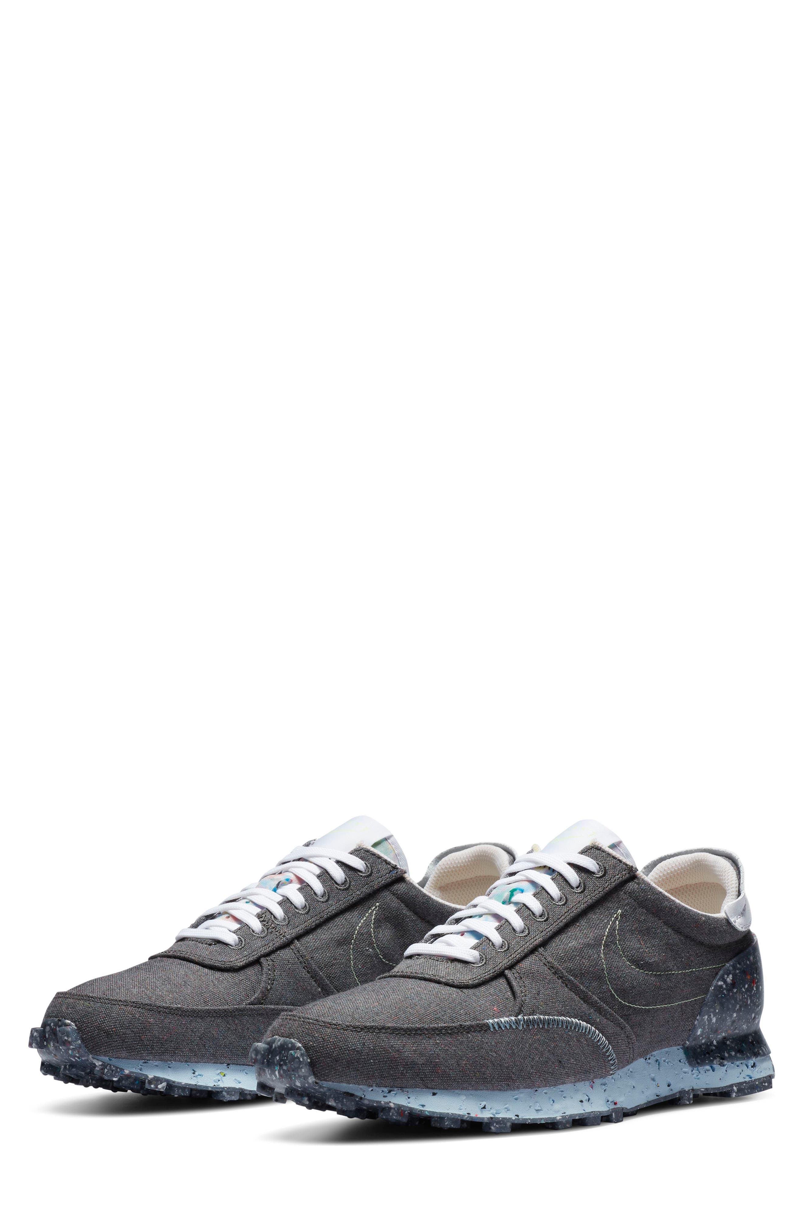 mens casual leather sneakers