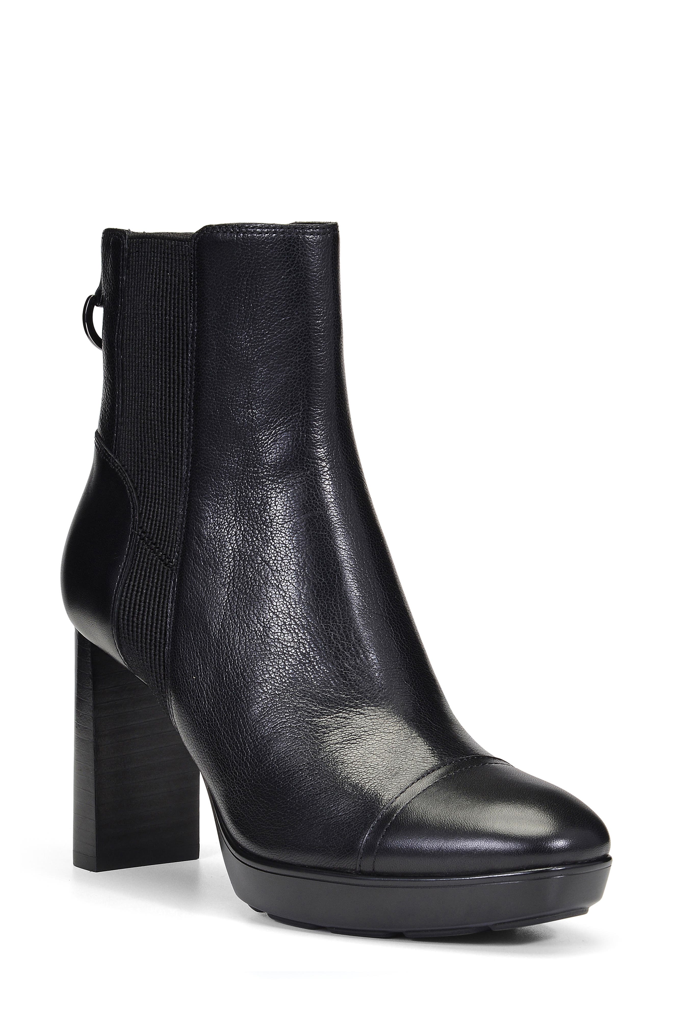 donald pliner black boots