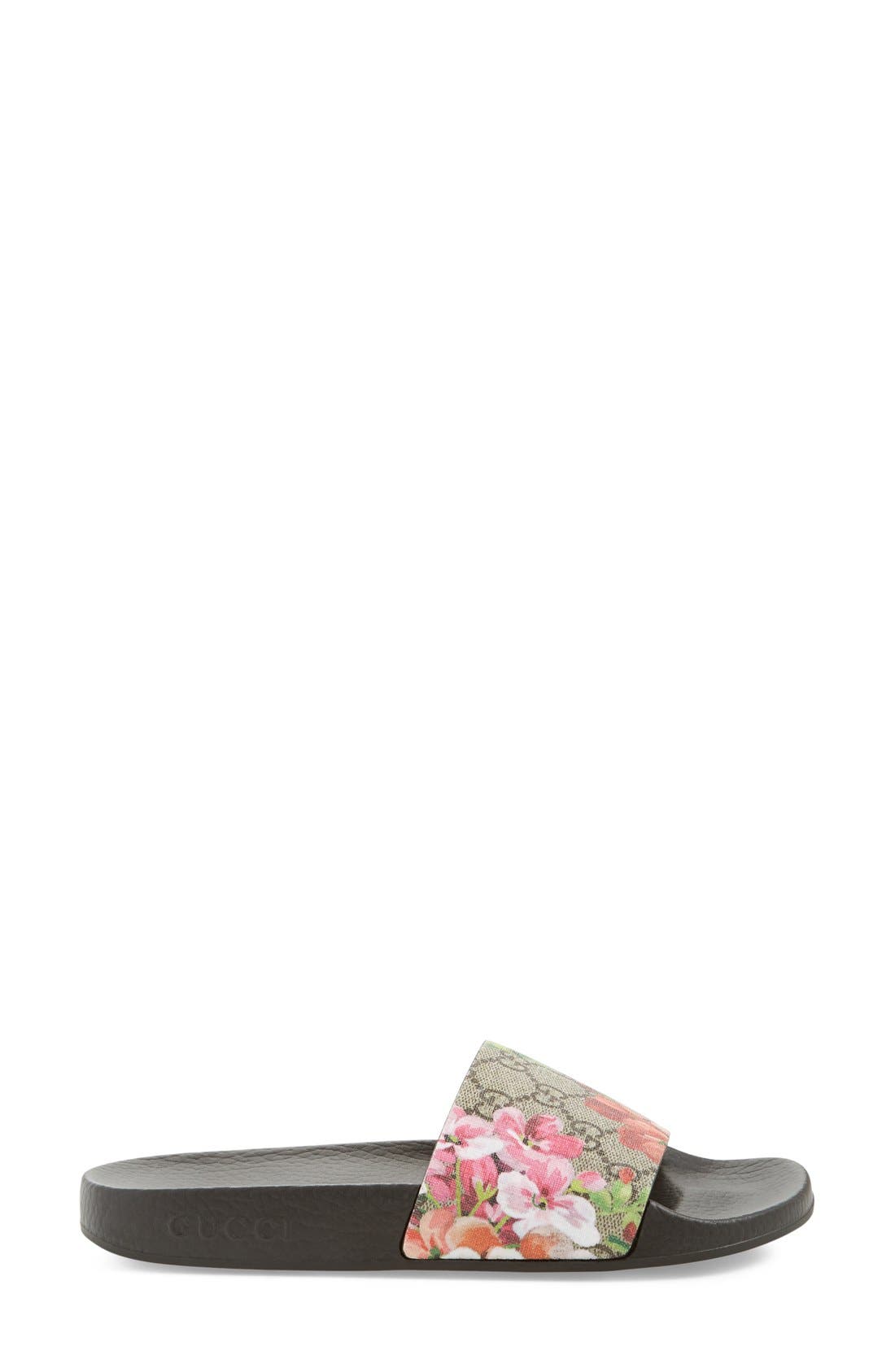 GUCCI Beige Blooms Print Gg Supreme Canvas Slide Sandals' in Multi ...