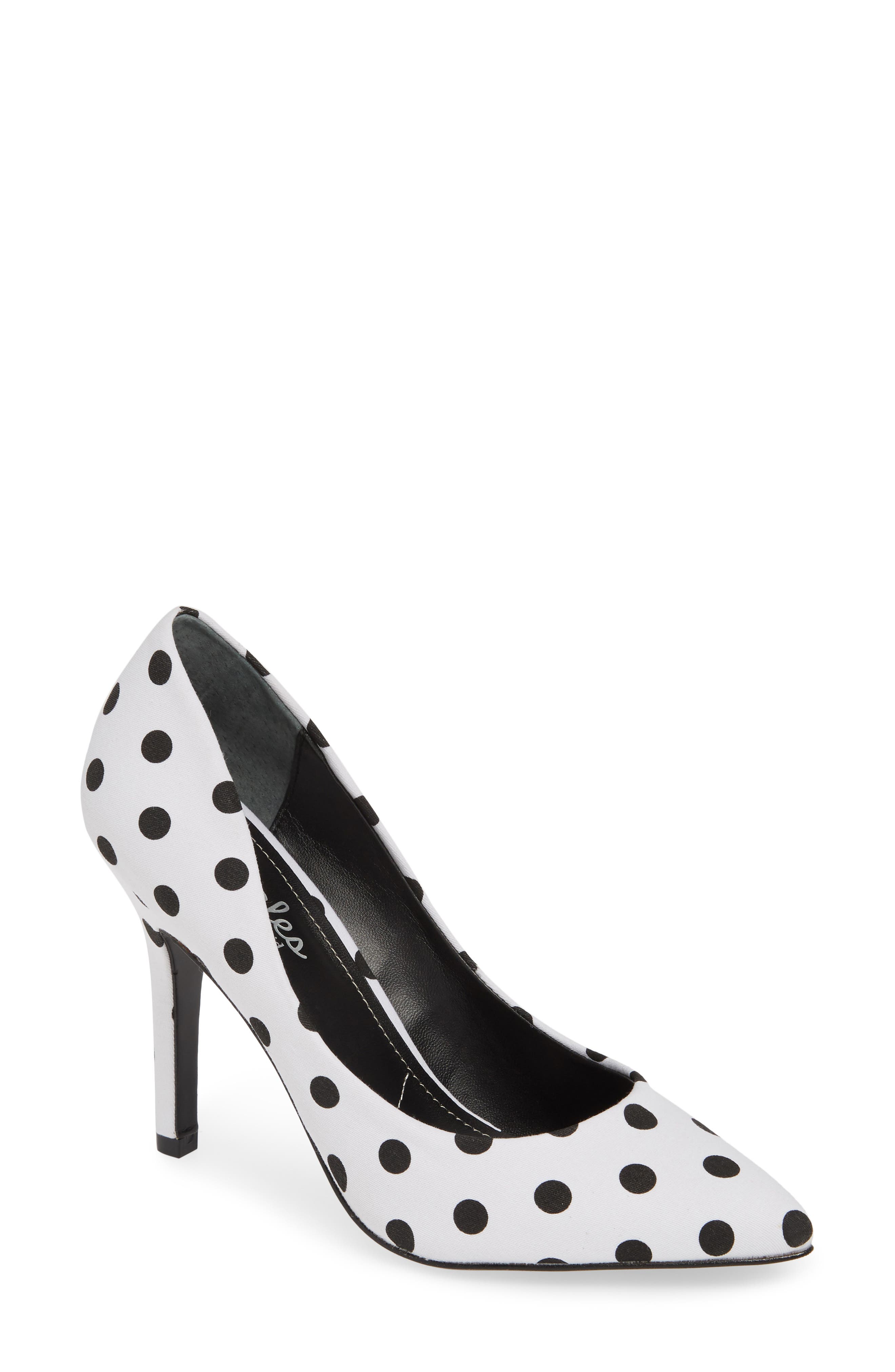 Charles By Charles David Maxx Pointy Toe Pump, White