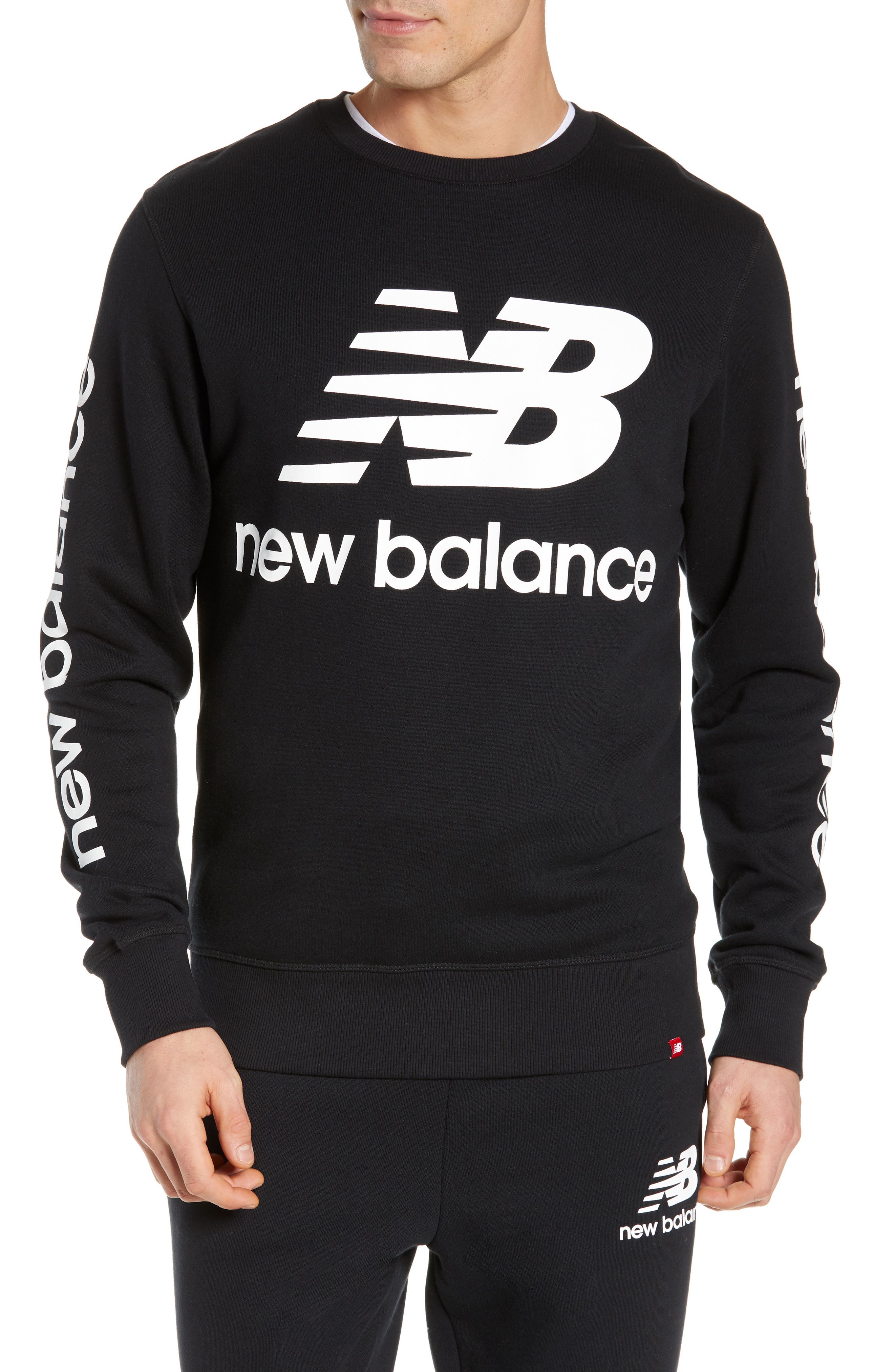 New Balance Essentials Logo Crewneck Sweatshirt
