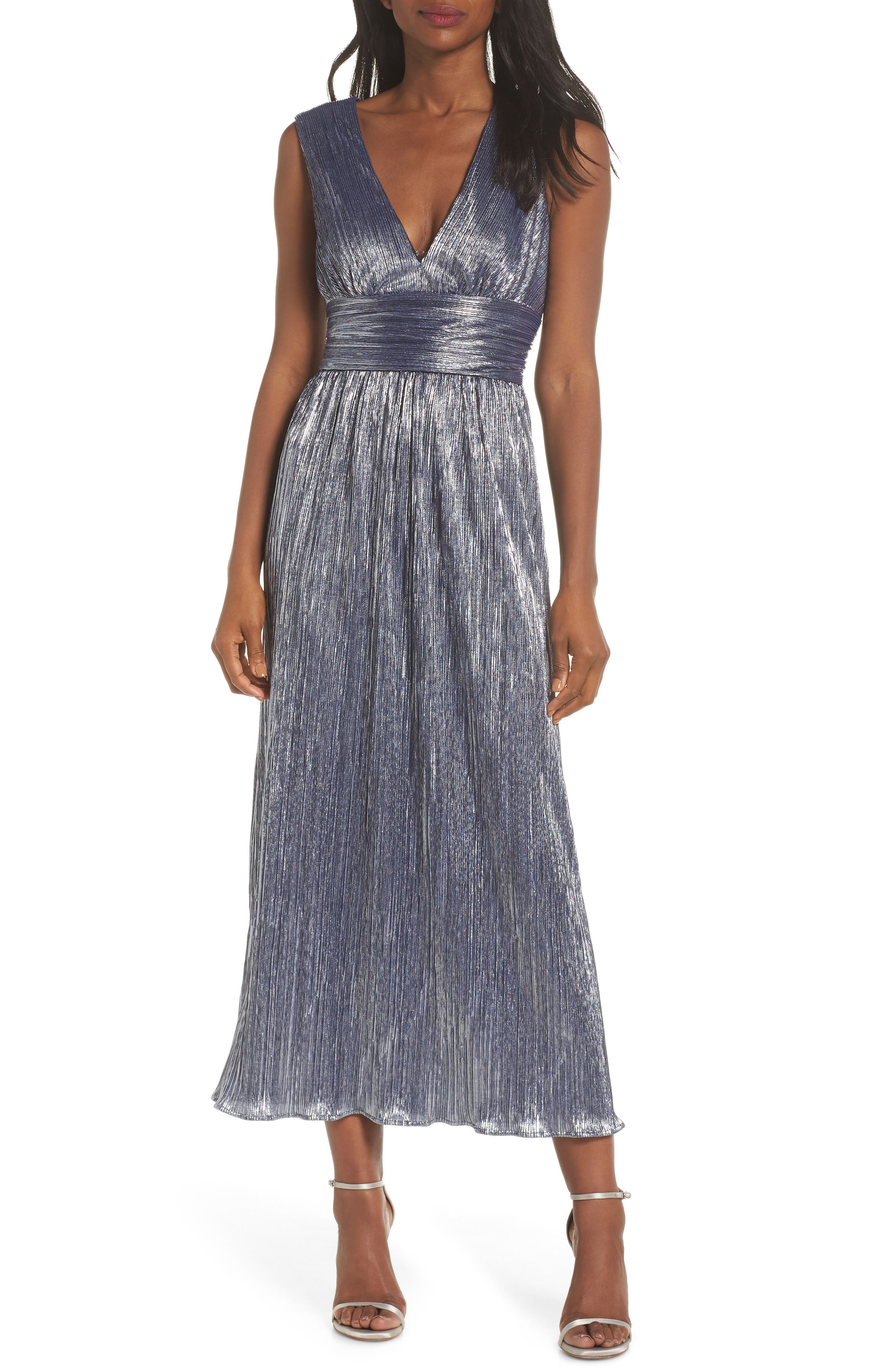 Leota Sheba Metallic Crinkle V-Neck Maxi Dress, Metallic
