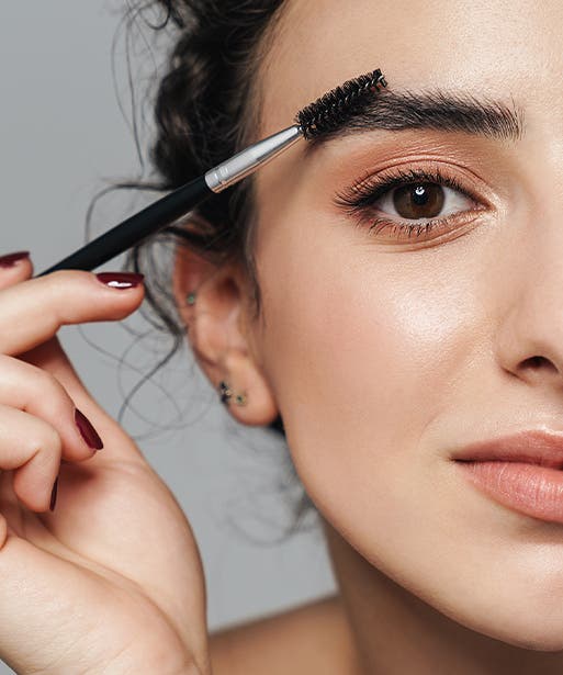 How to fill eyebrows in 3 easy steps