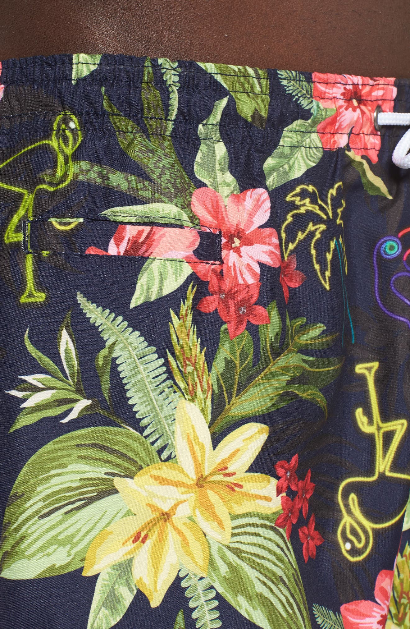 TRUNKS SURF & SWIM CO. SANO PRINT SWIM TRUNKS