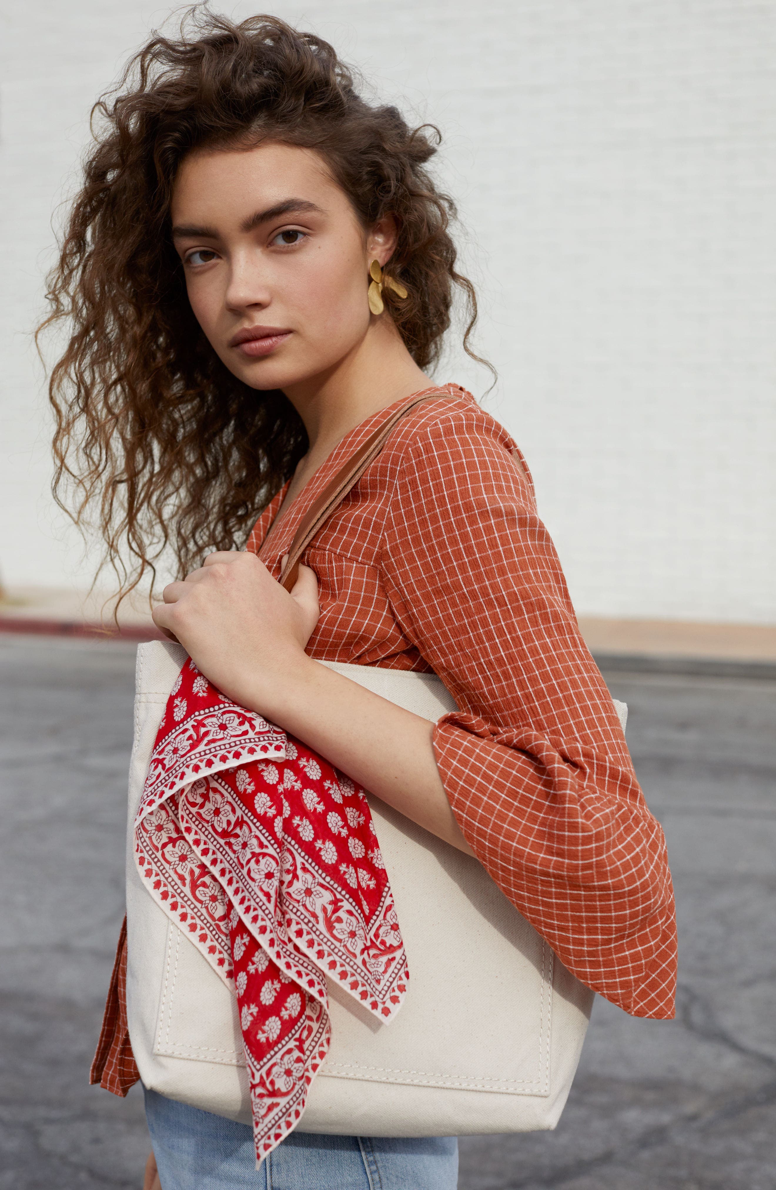 Bandana,
                        Alternate,
                        color, ANTIQUE BLUE