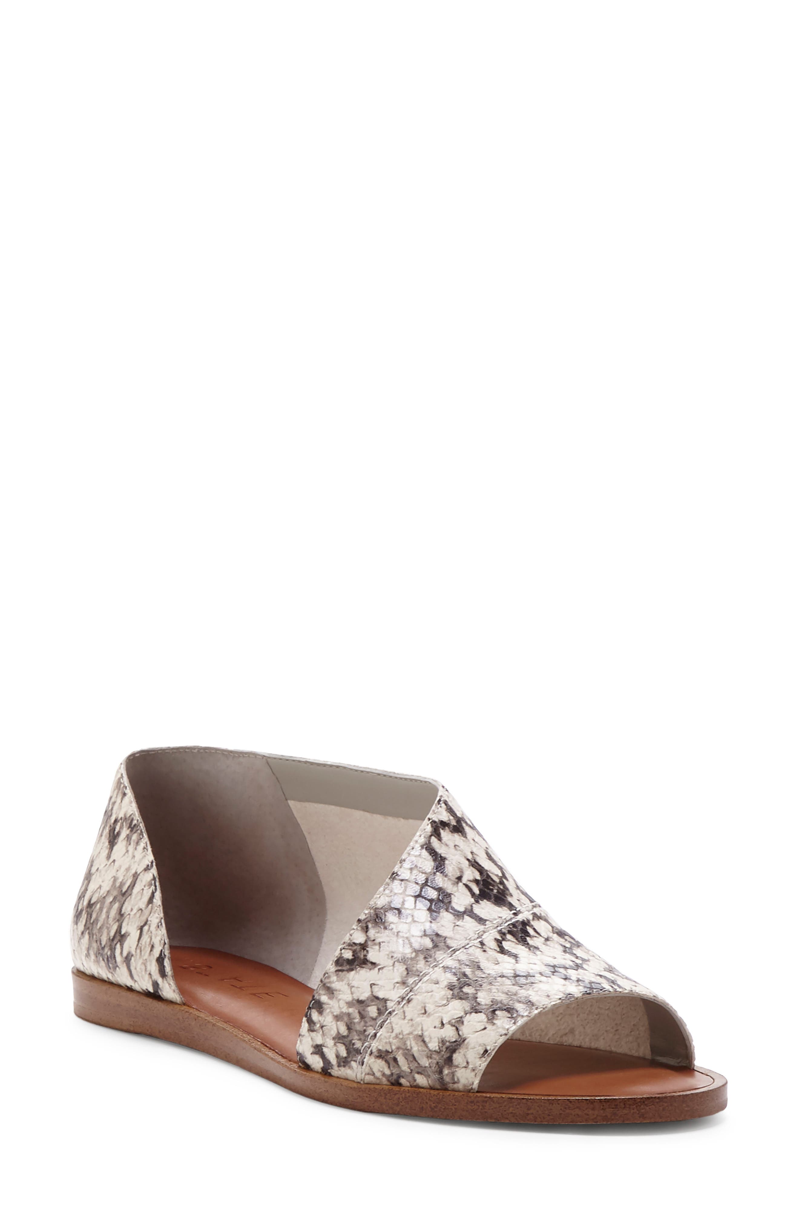 1.state Celvin Sandal- Beige