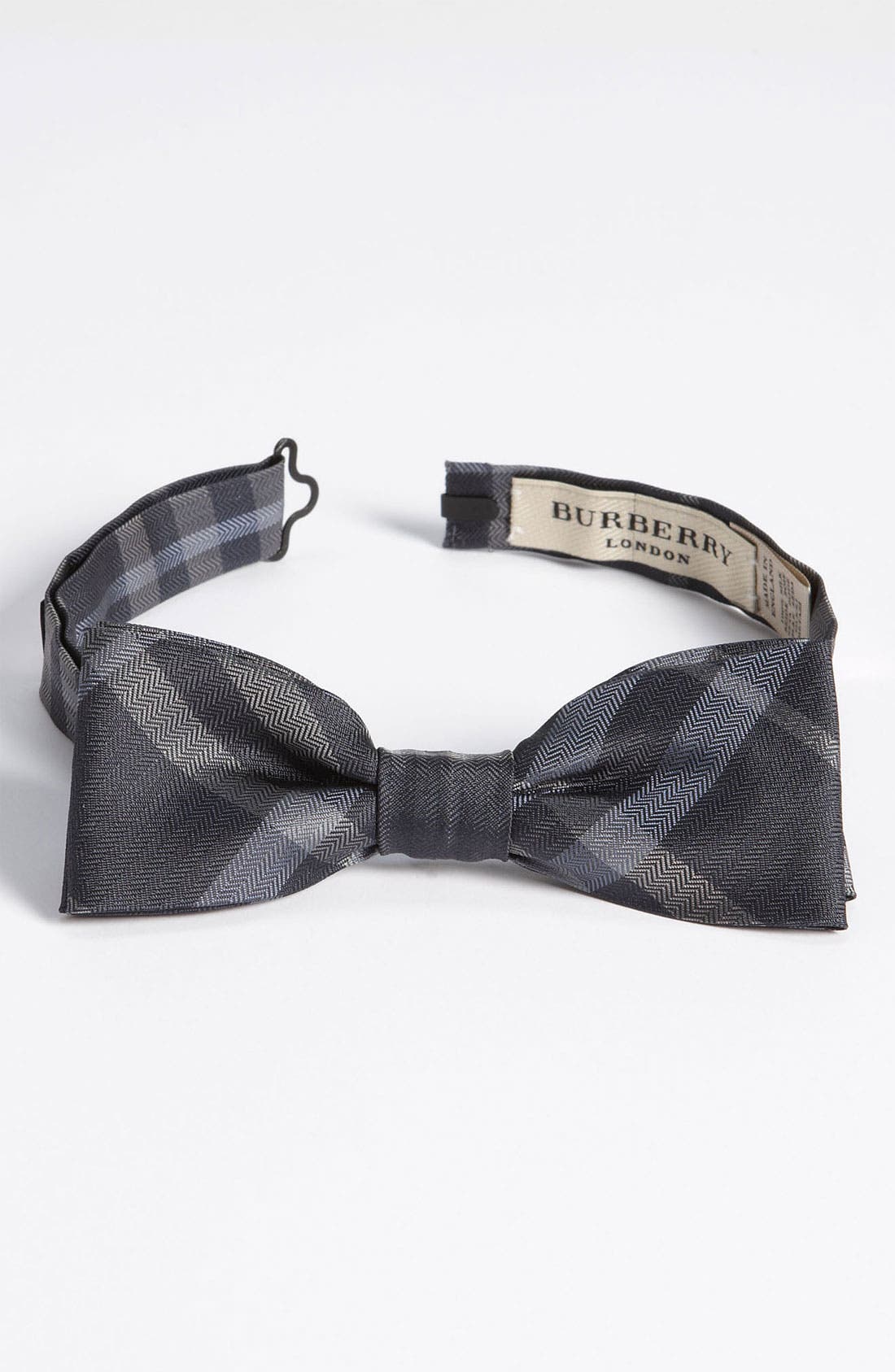 burberry nova check bow tie