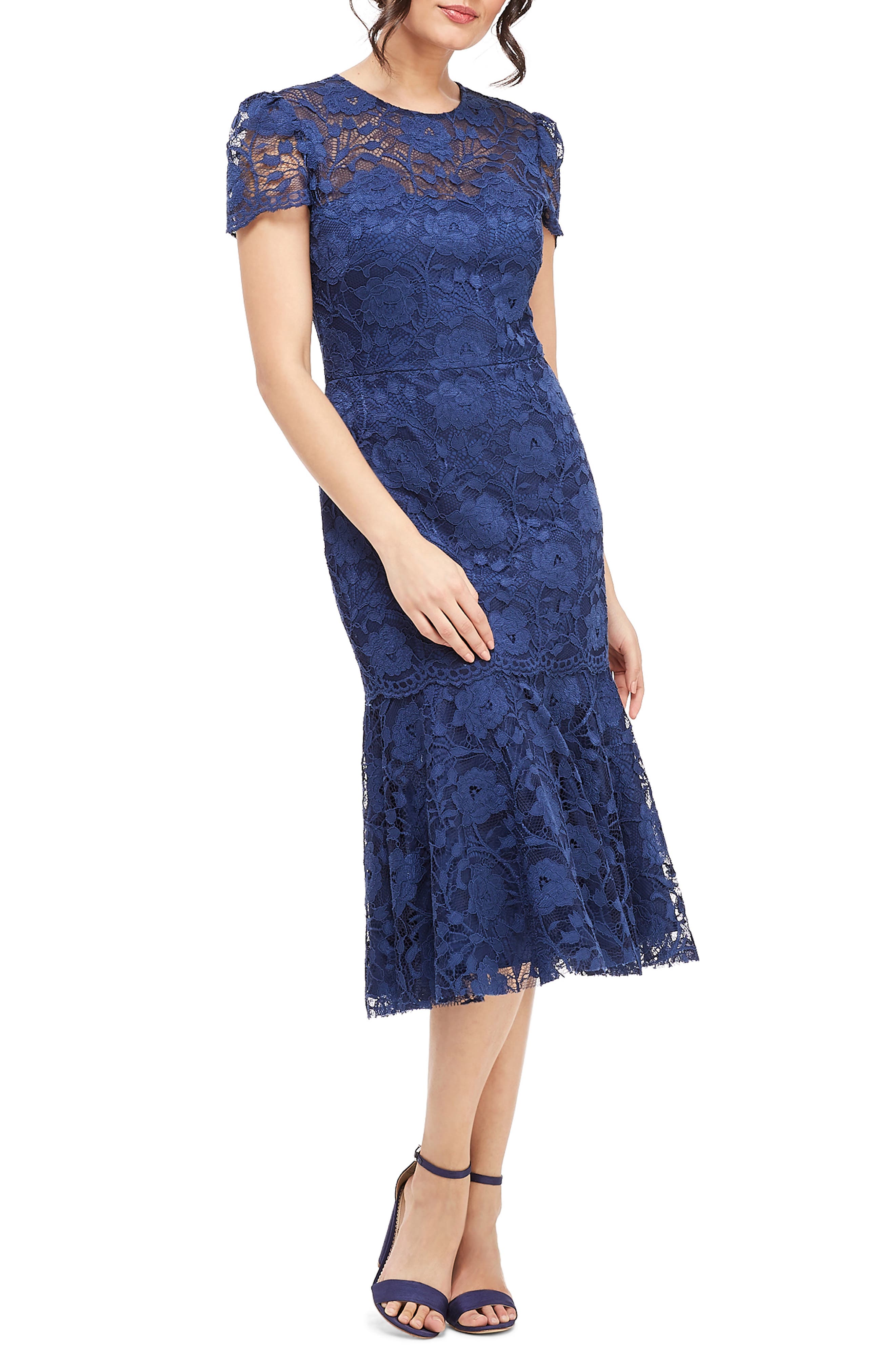 Gal Meets Glam Collection Eve Lace Midi Dress, Blue