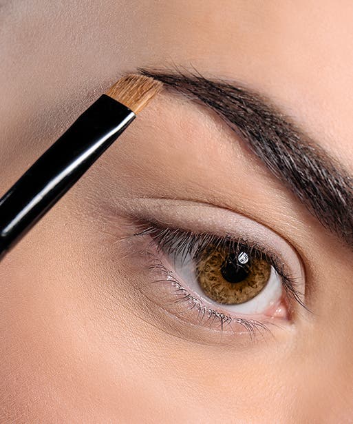 How to fill eyebrows in 3 easy steps