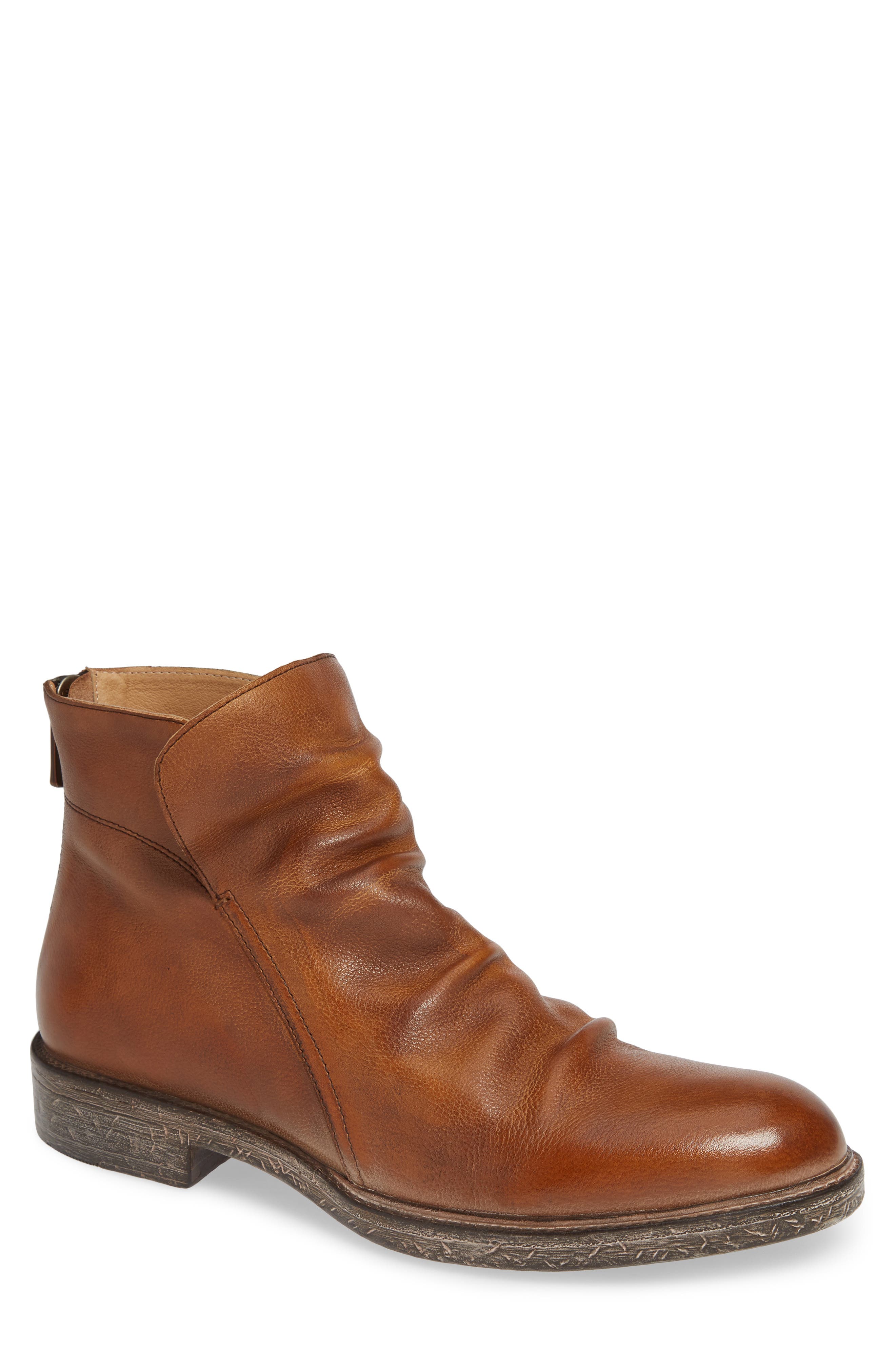 Jump Pueblo Slouchy Boot, Brown