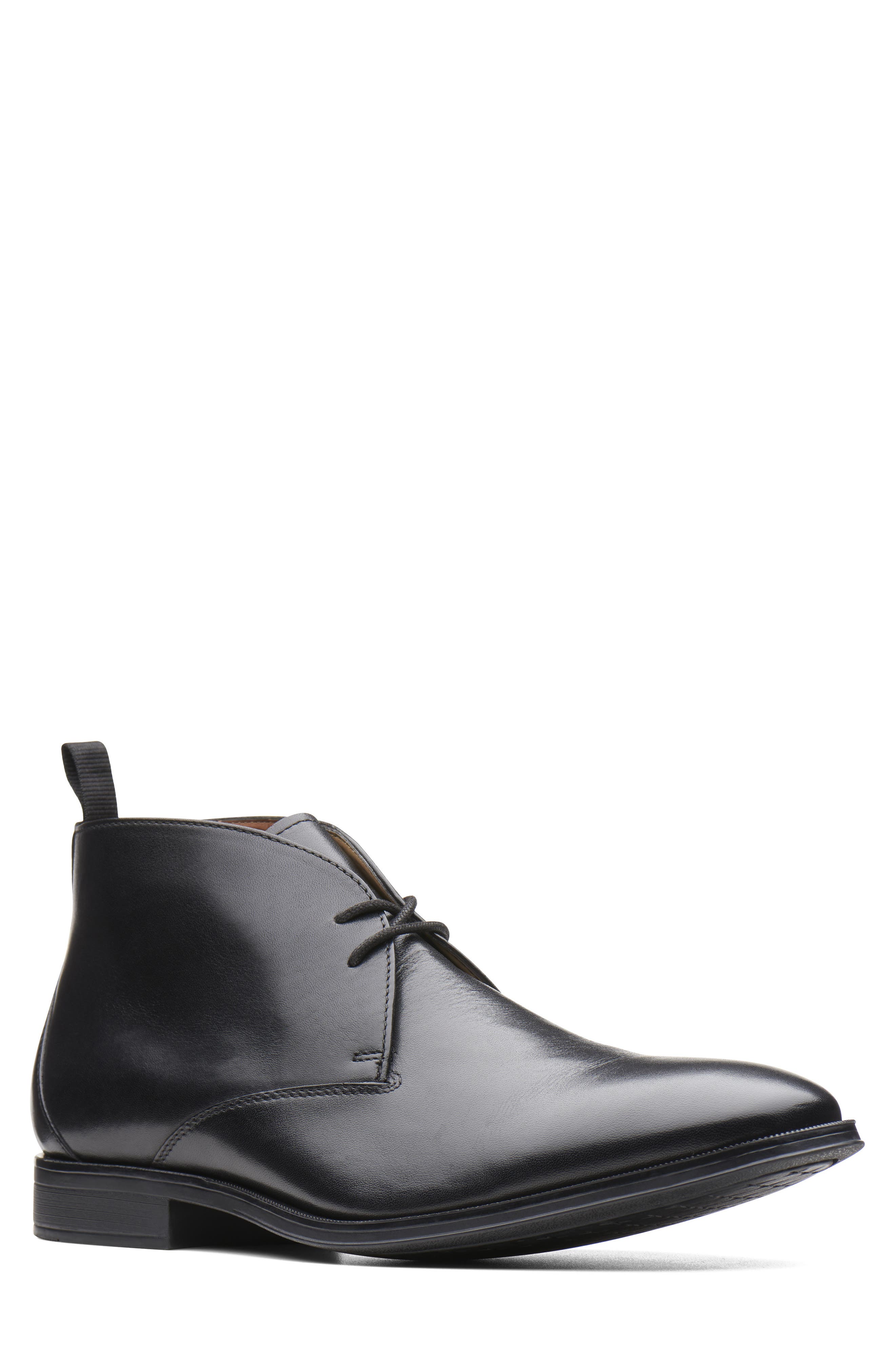 Clarks Gilman Mid Chukka Boot, Black