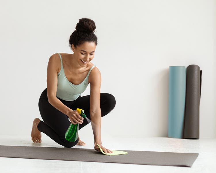 How To Clean Yoga Mat Correctly — Tips For Sanitizing Yoga Mats