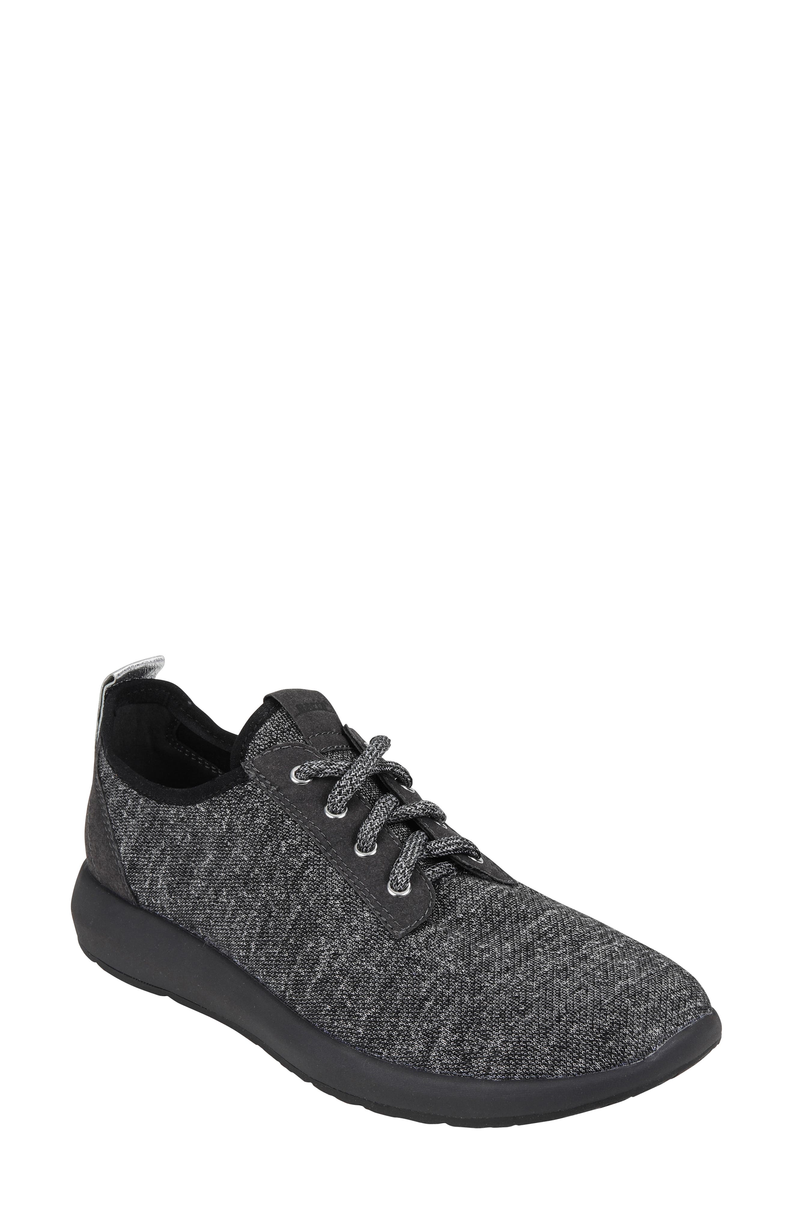 Earth Boomer Sneaker, Black