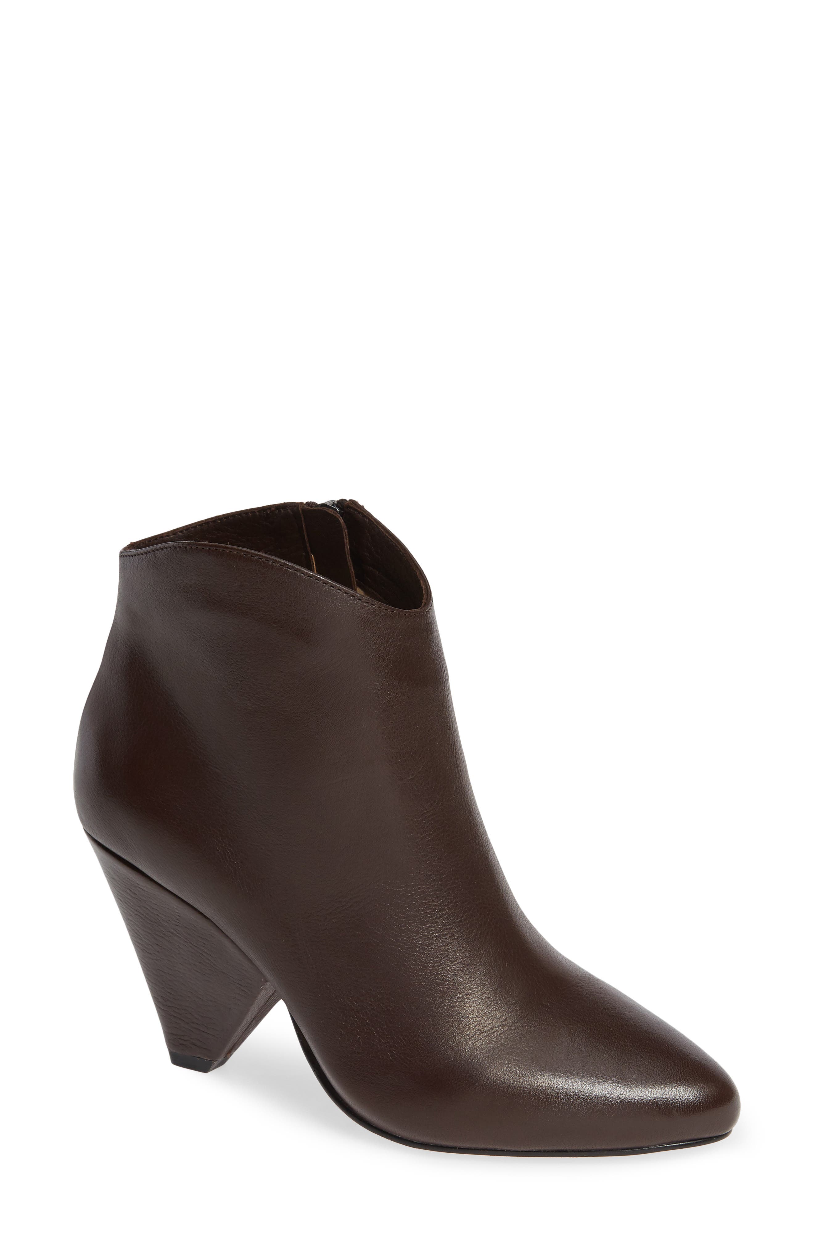 Botkier Isabel Bootie- Brown