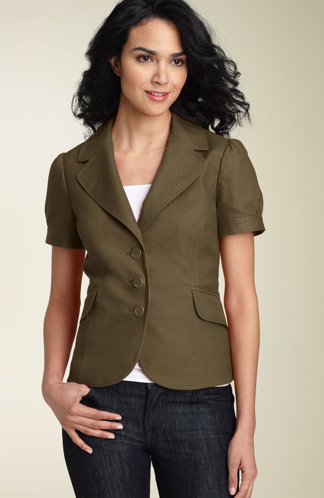 short sleeve blazer        
        <figure class=