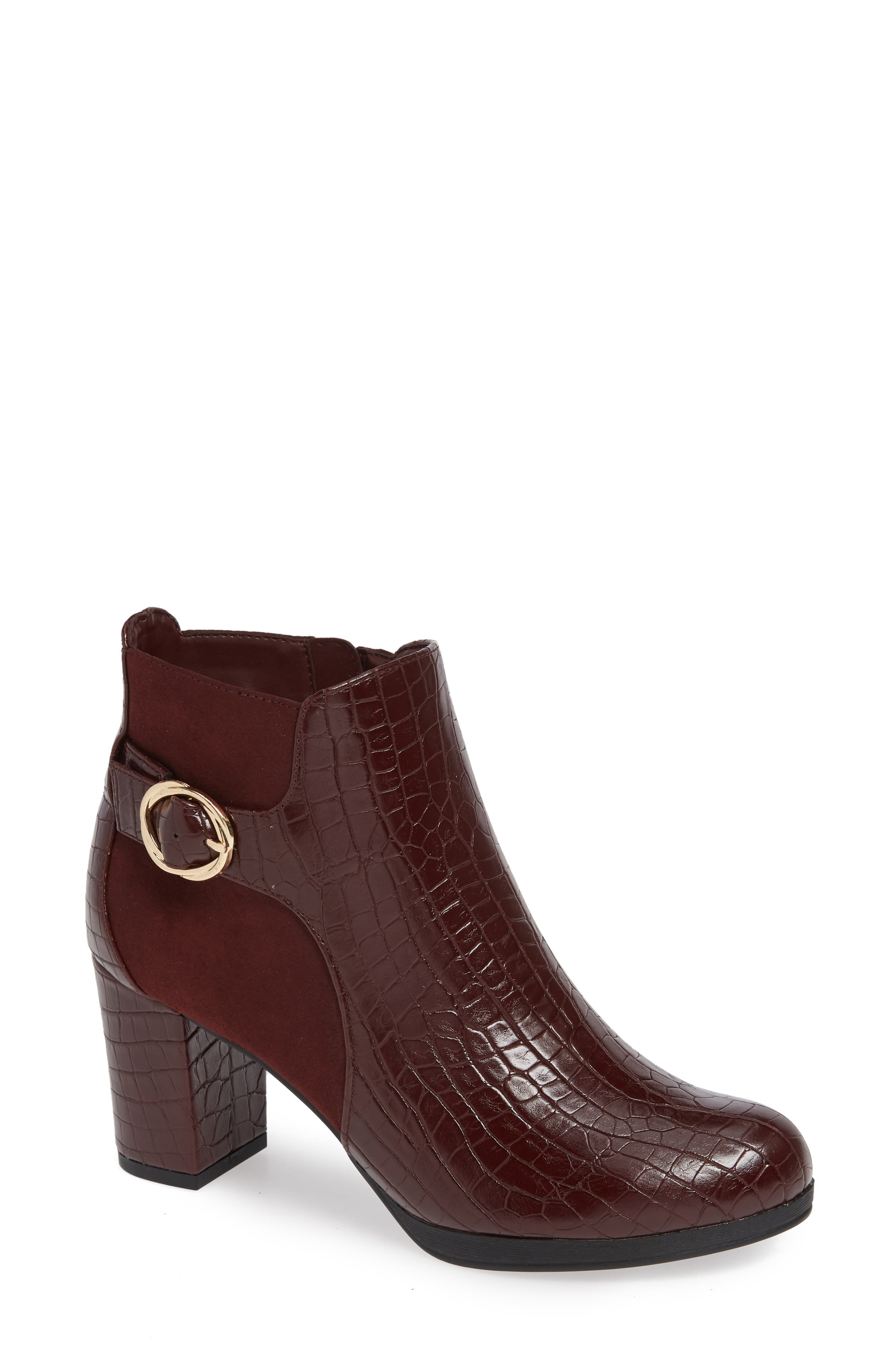 Bella Vita Leann Buckle Bootie W - Burgundy