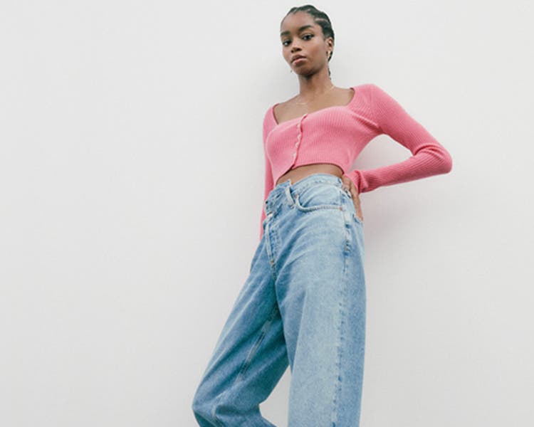 The Denim Guide for Women with Wider Hips - Petite Dressing