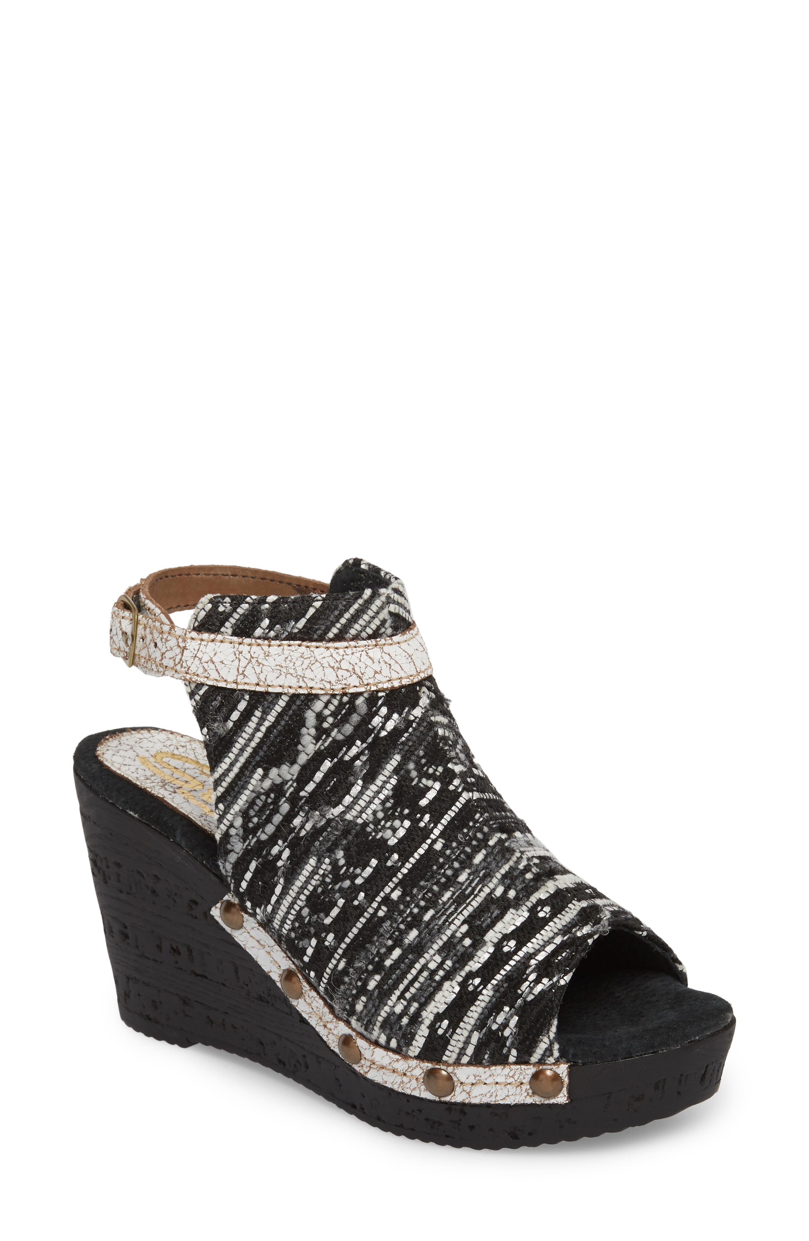 Sbicca Sabari Peep Toe Wedge Sandal, Black