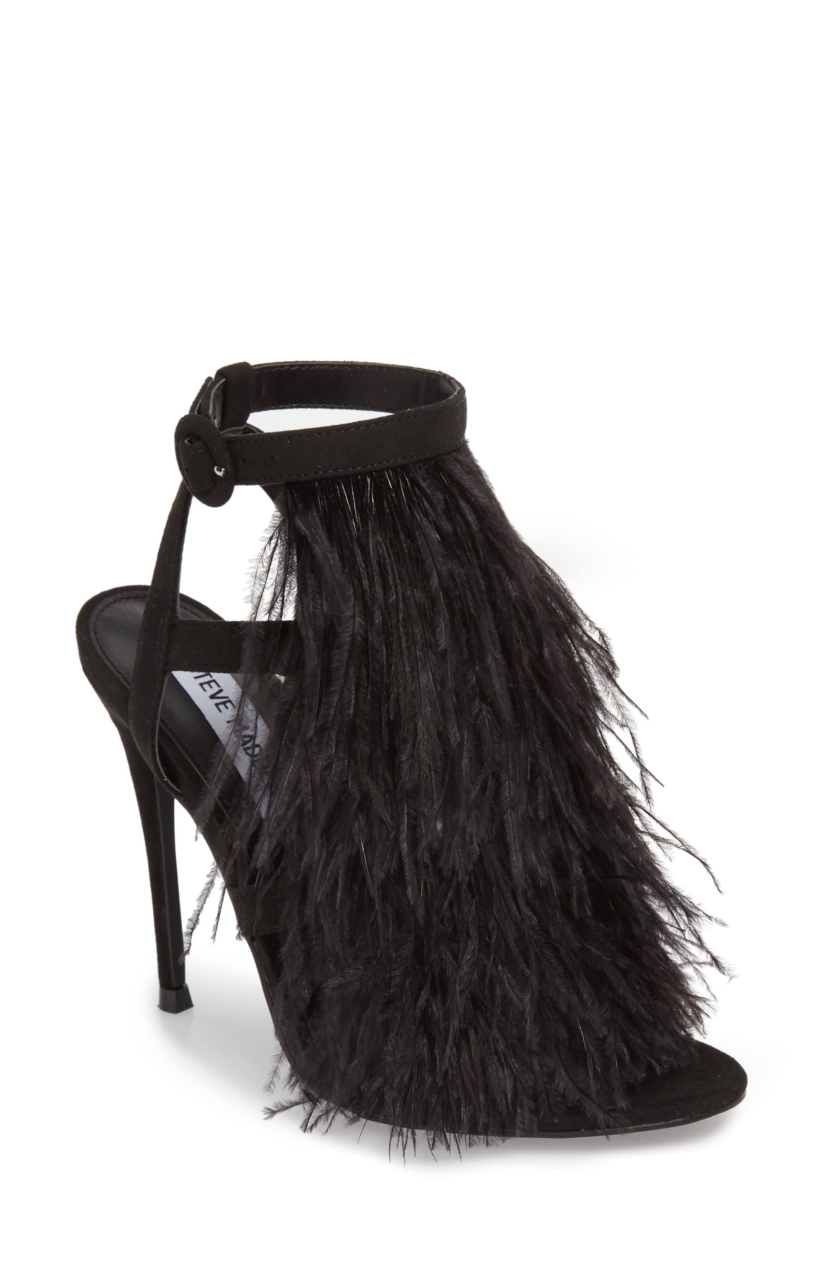 Steve Madden Fefe Feather Sandal- Black