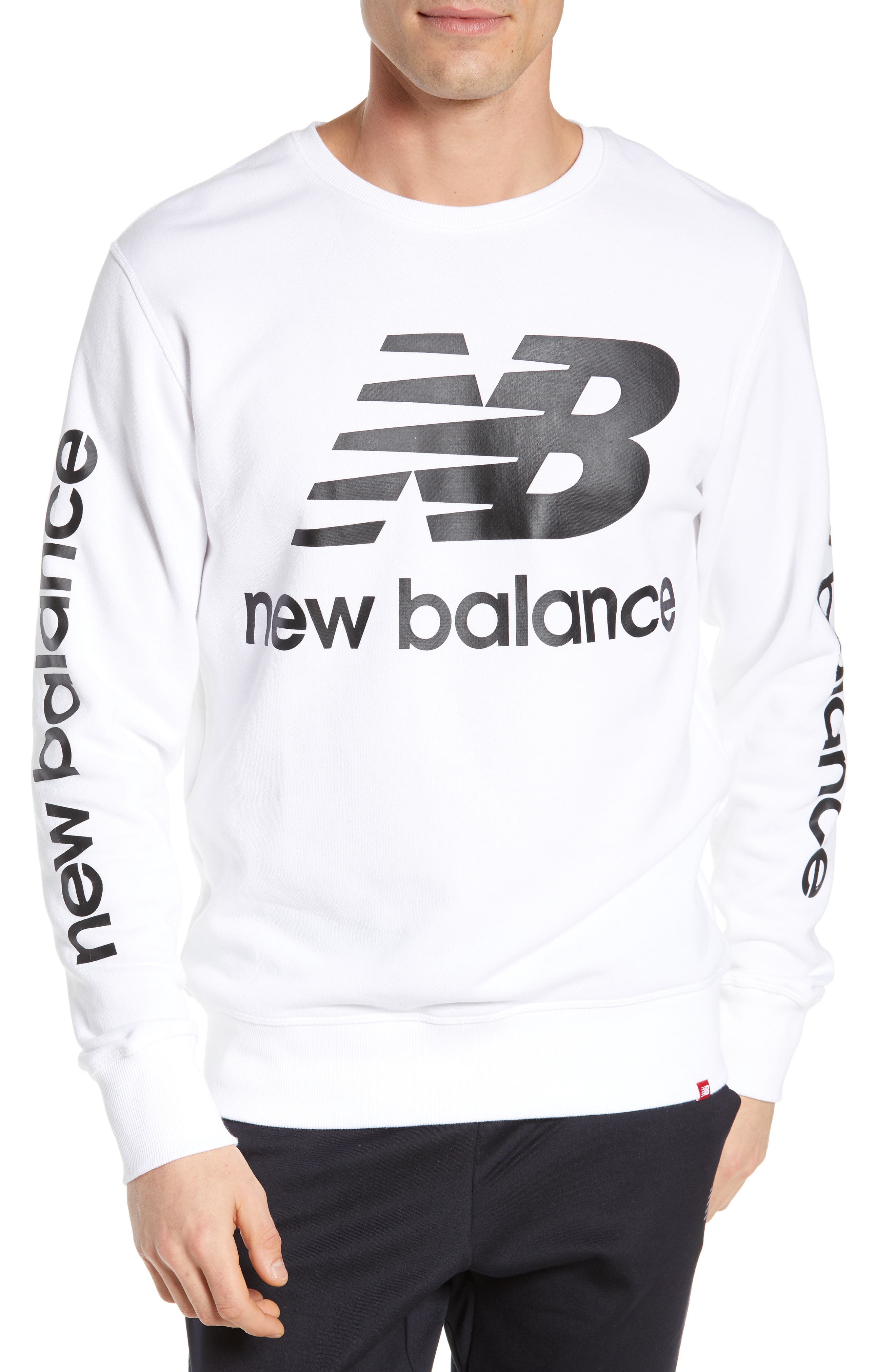 New Balance Essentials Logo Crewneck Sweatshirt