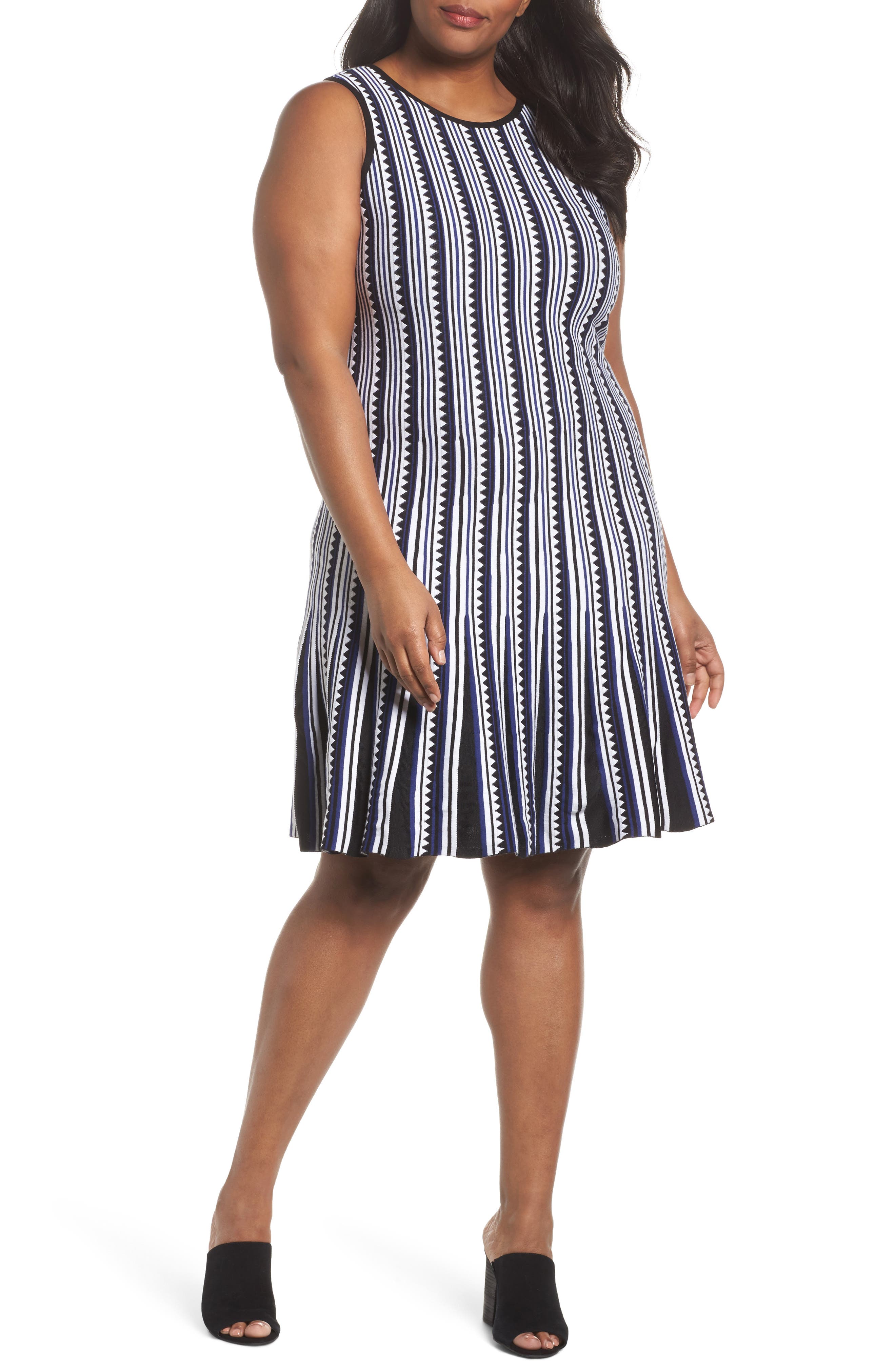 Plus Size Nic+Zoe Triangle Twirl Dress, Blue