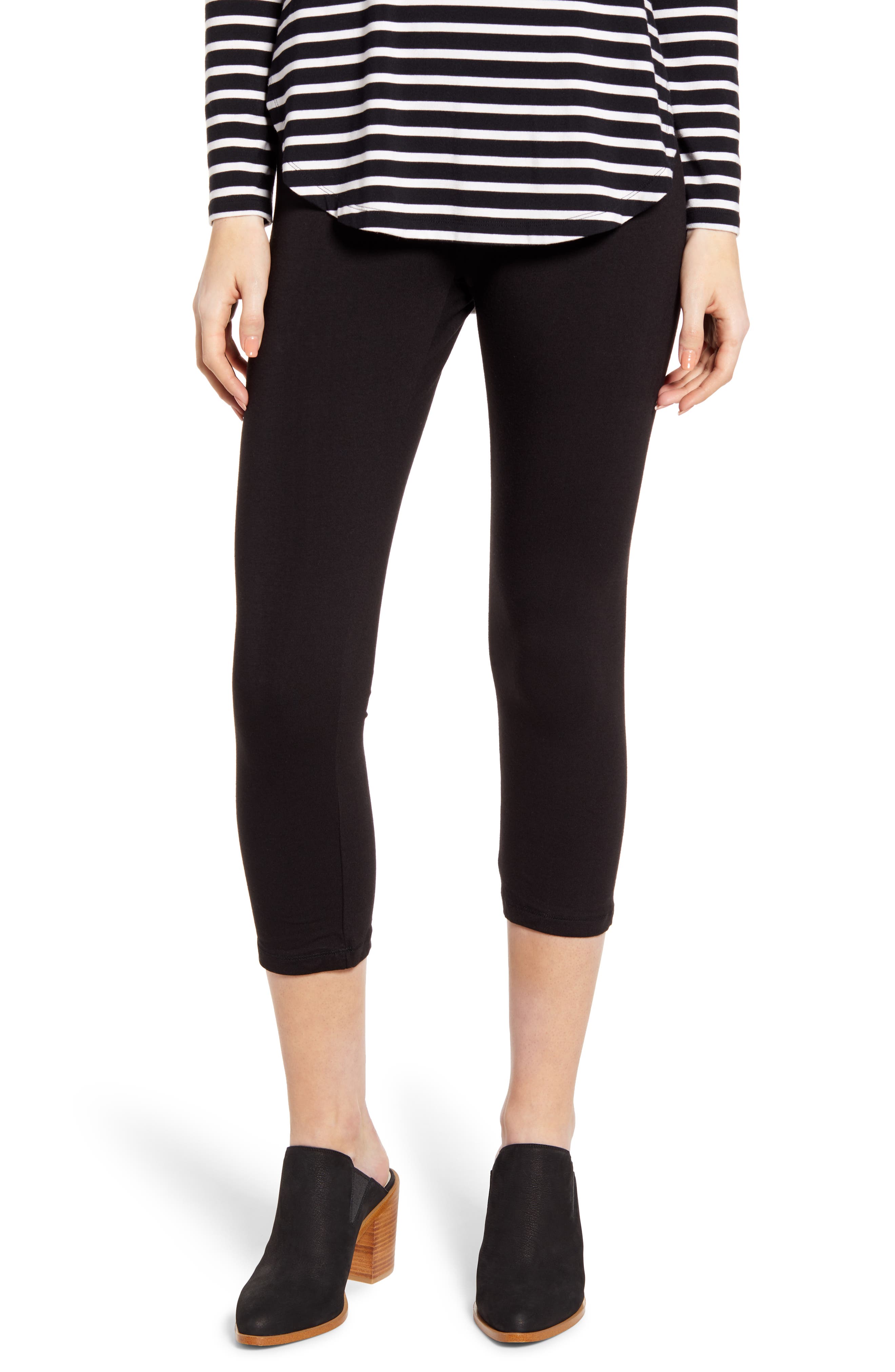Plus Size Hue Ultra Wide Waistband Capri Leggings, Black