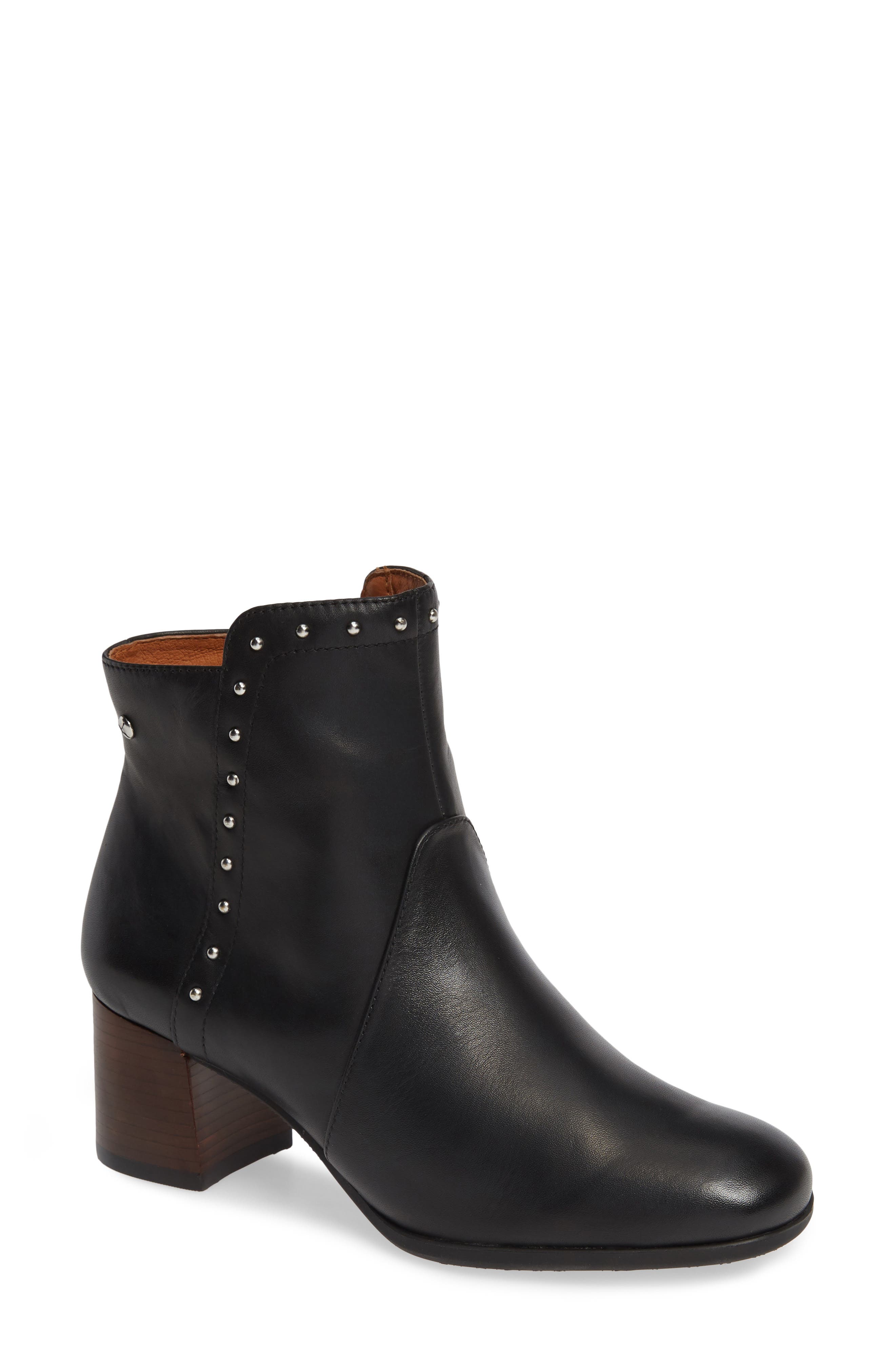Pikolinos Bayona Stud Bootie, Black