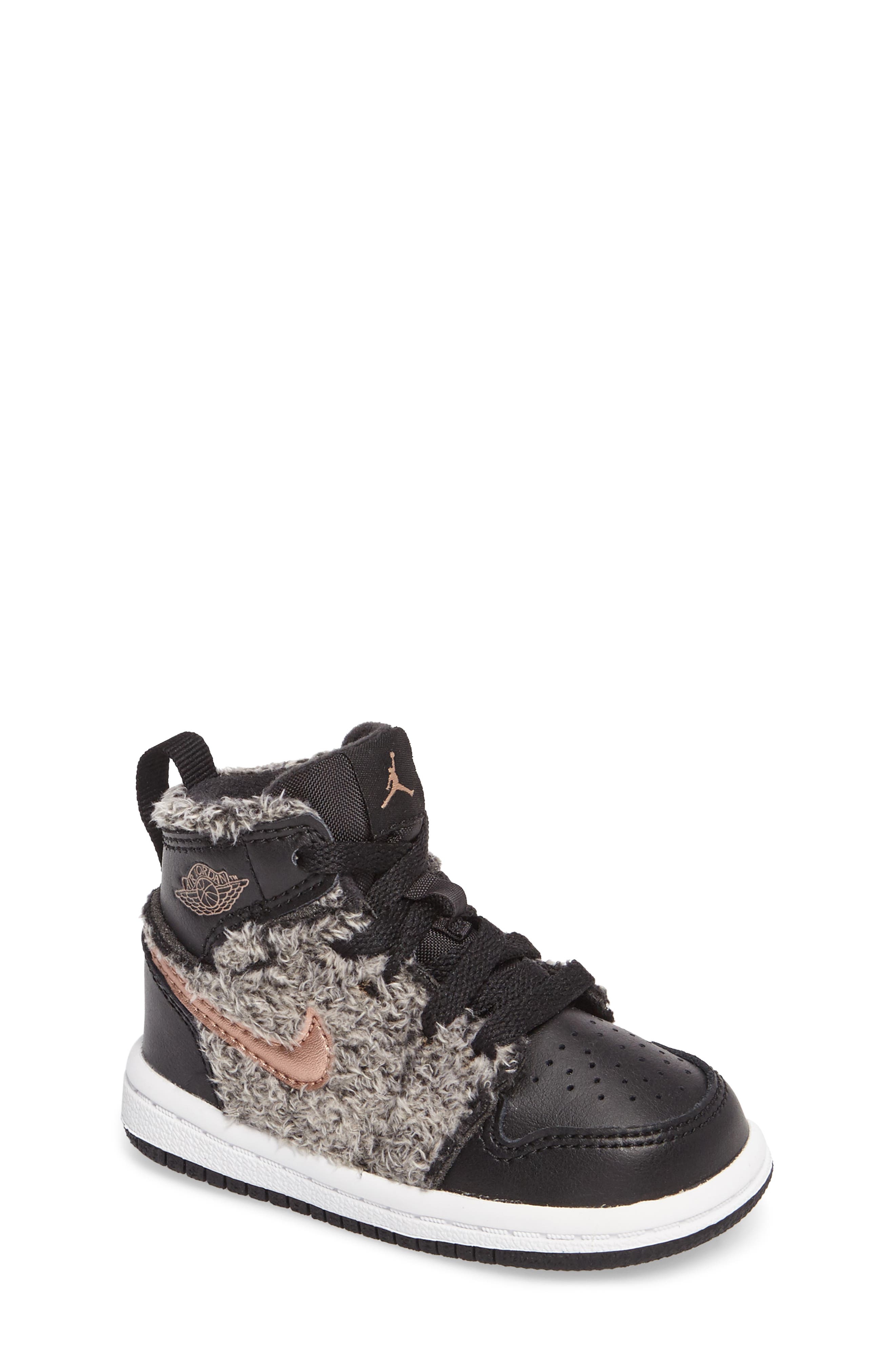 Nike Air Jordan 1 Retro High Top Basketball Shoe (Baby, Walker and