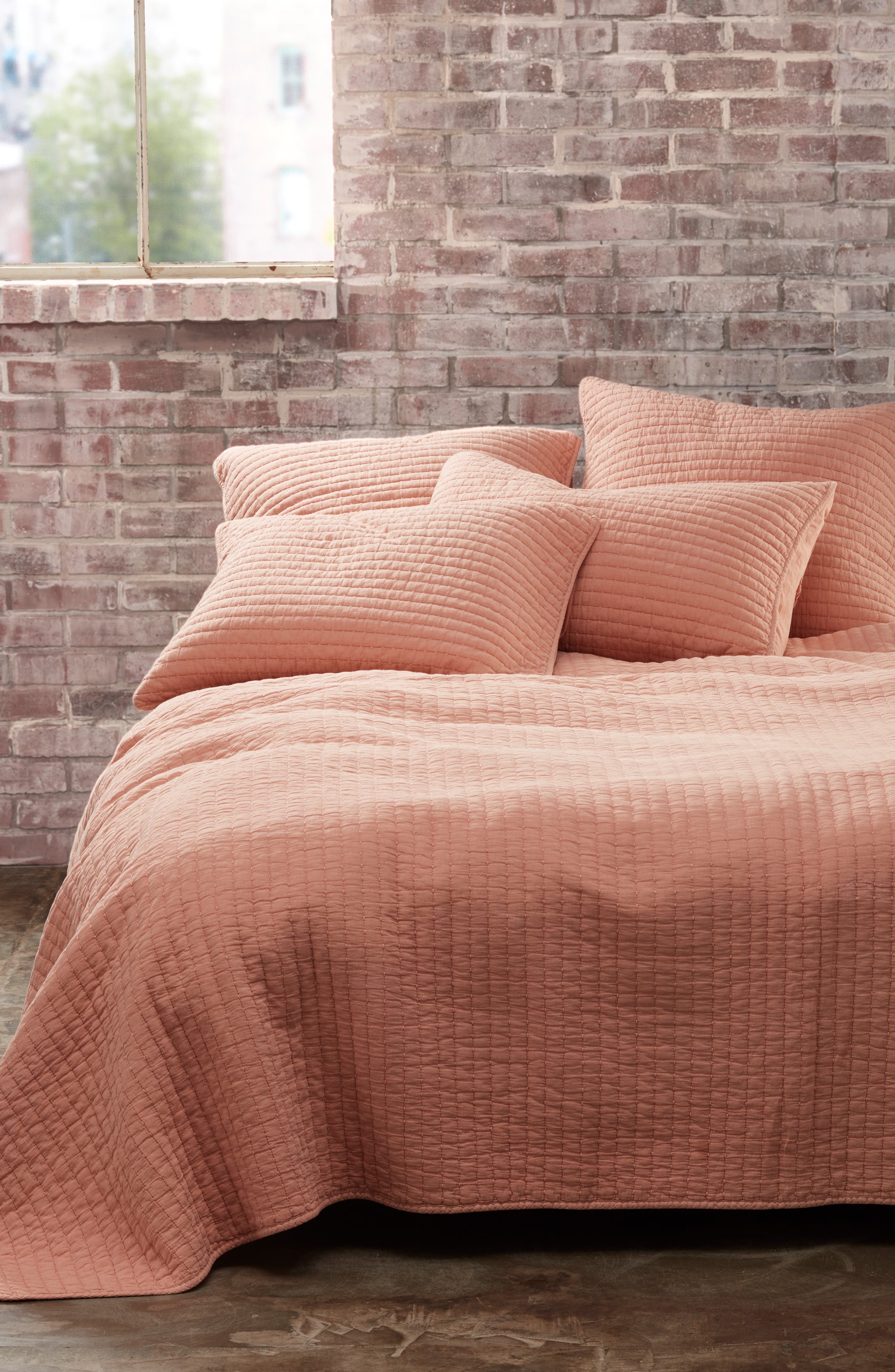 TREASURE & BOND Channel Stitched Quilt, Main, color, PINK SALMON