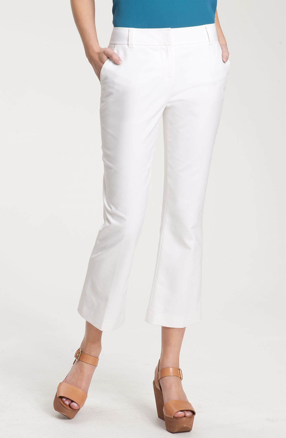 Halogen® 'Taylor' Curvy Fit Flare Crop Pants Nordstrom
